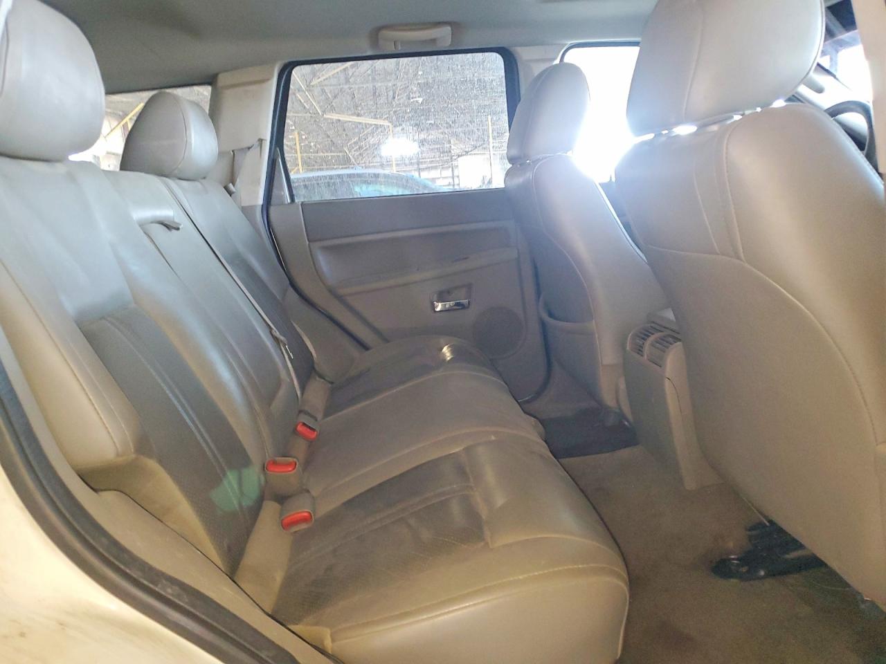 2005 Jeep Grand Cherokee Limited White vin: 1J4HR58N95C706406
