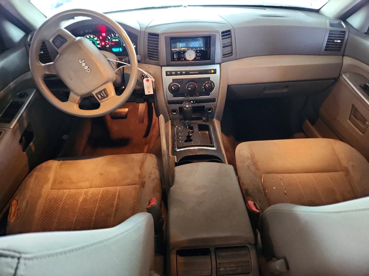 2005 Jeep Grand Cherokee Laredo Black vin: 1J4HS48N35C643043