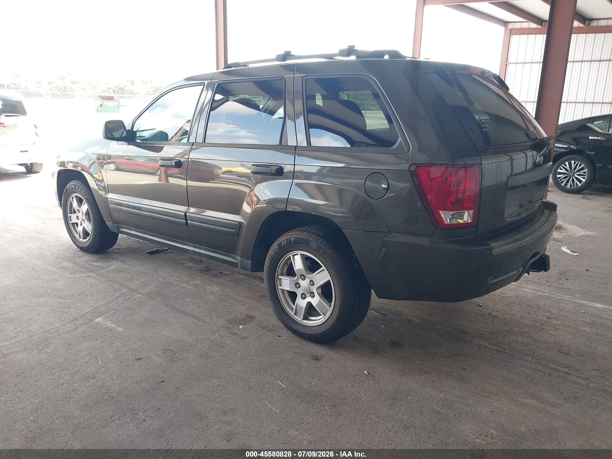 2005 Jeep Grand Cherokee Laredo Brown vin: 1J4HS48N55C559449