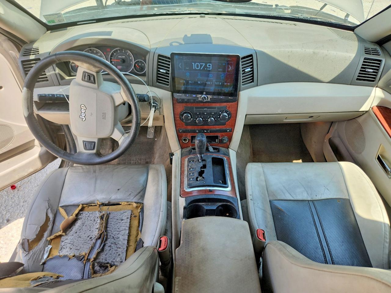 2005 Jeep Grand Cherokee Limited Beige vin: 1J4HS58N05C570882