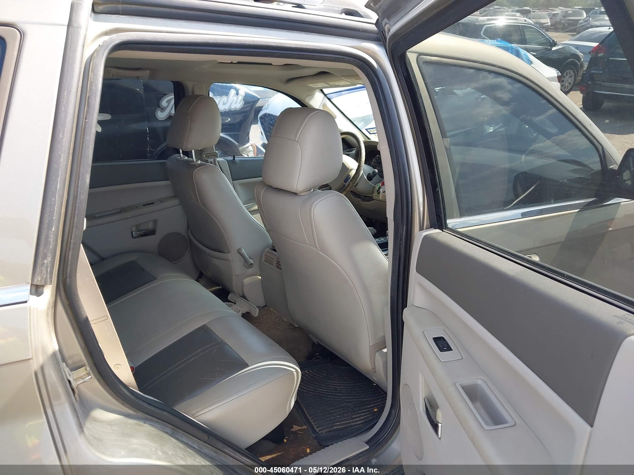 2006 Jeep Grand Cherokee Limited Beige vin: 1J4HS58N86C126960