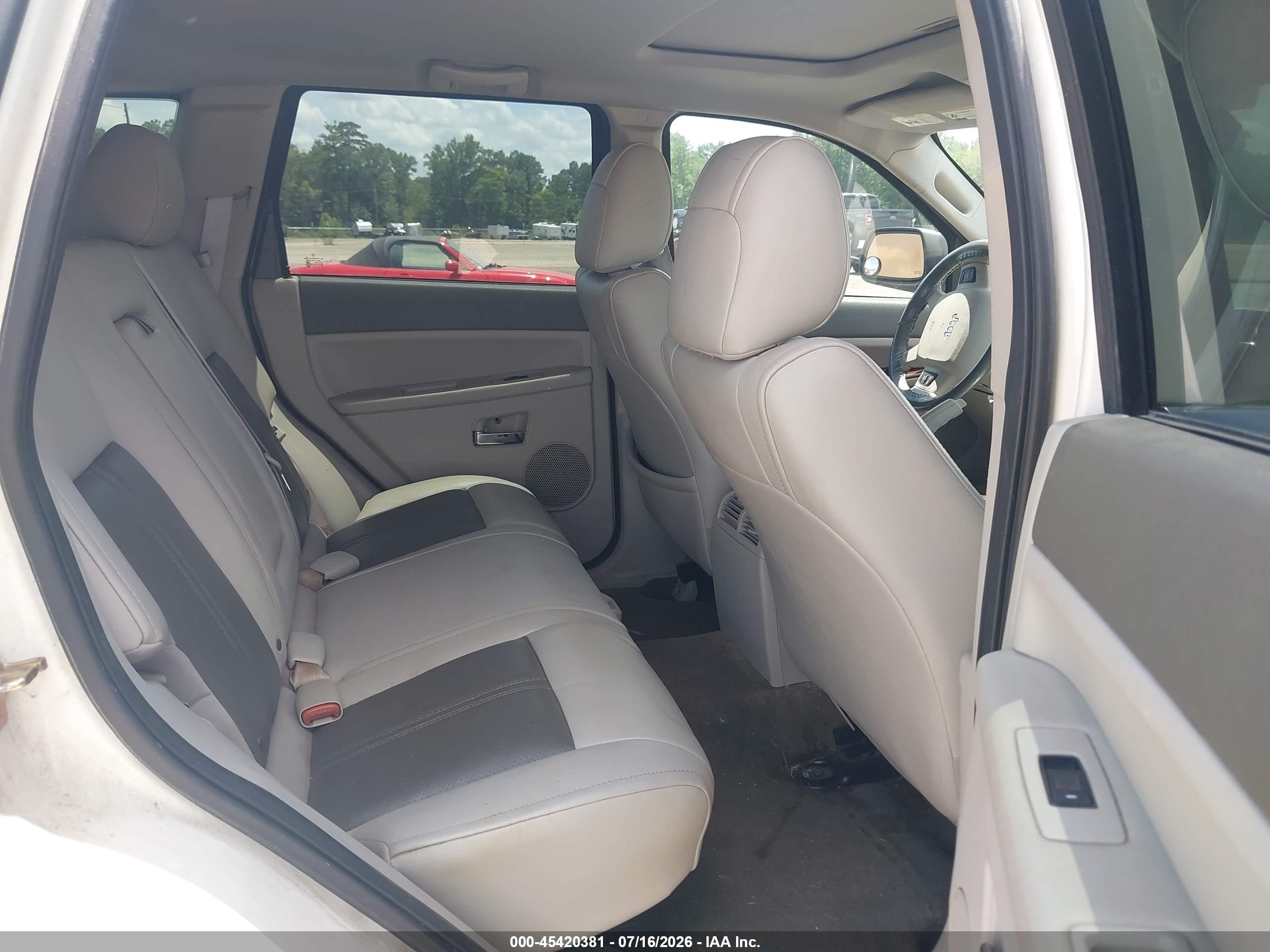 2006 Jeep Grand Cherokee Limited Белый vin: 1J4HS58N86C291116