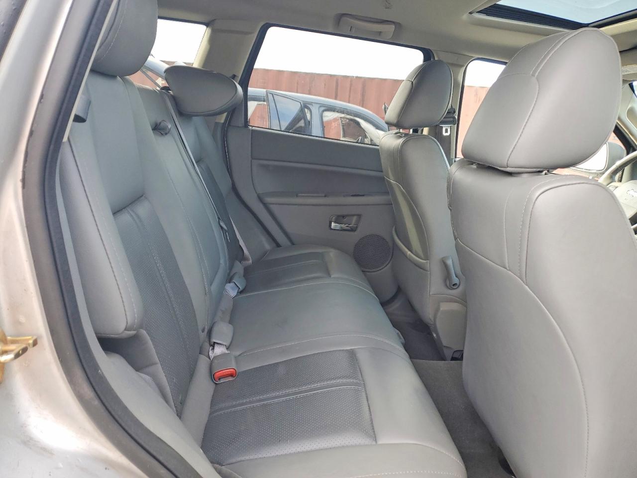 2006 Jeep Grand Cherokee Limited Серебряный vin: 1J4HS58N96C362565