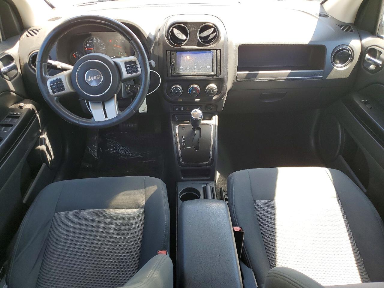 2011 Jeep Compass Sport White vin: 1J4NF1FB0BD173476