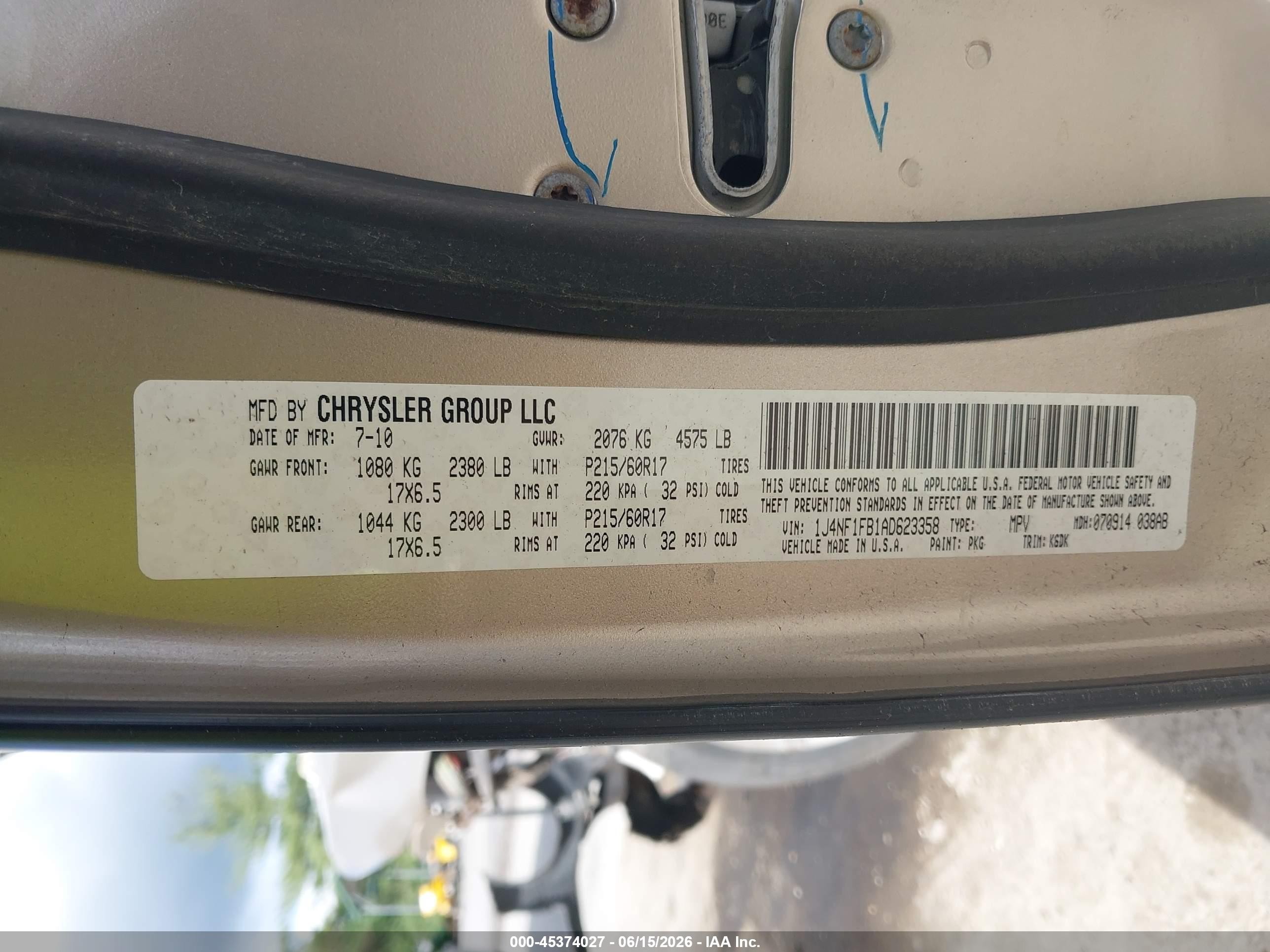 2010 Jeep Compass Sport Золотой vin: 1J4NF1FB1AD623358