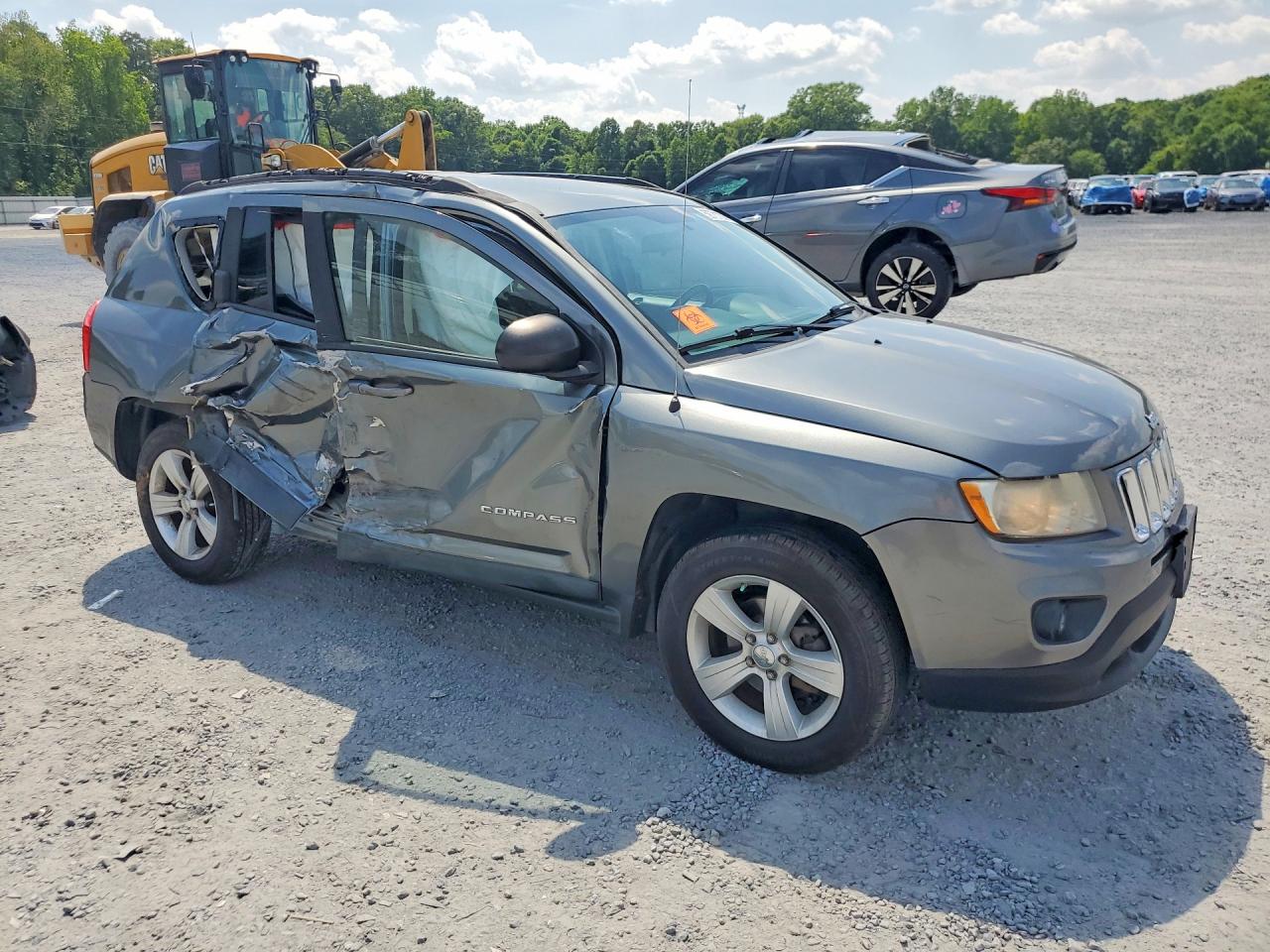 2011 Jeep Compass Sport Серебряный vin: 1J4NF1FB1BD263851
