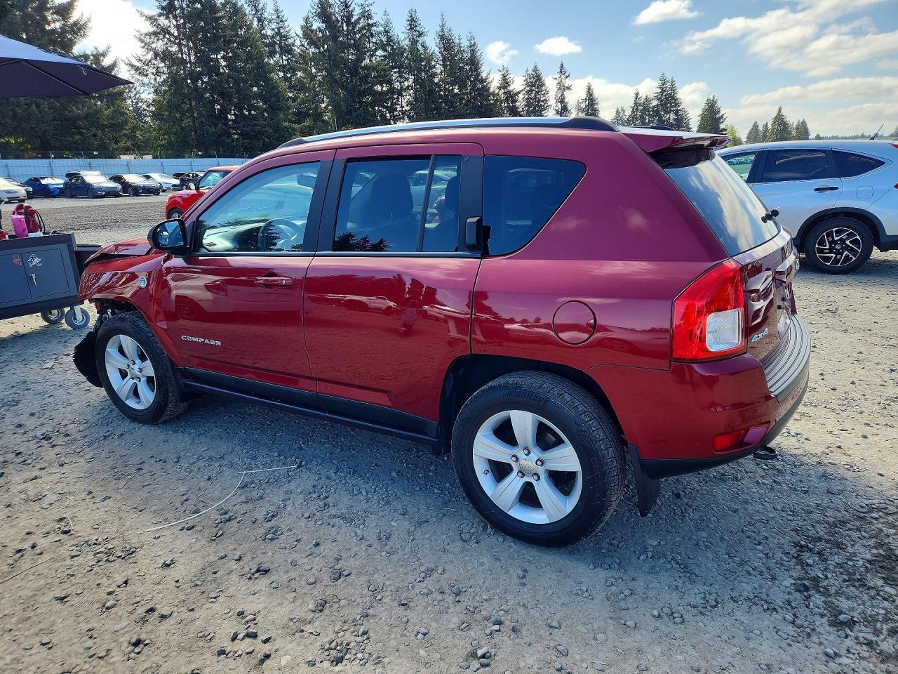 2011 Jeep Compass Sport Burgundy vin: 1J4NF1FB2BD176525