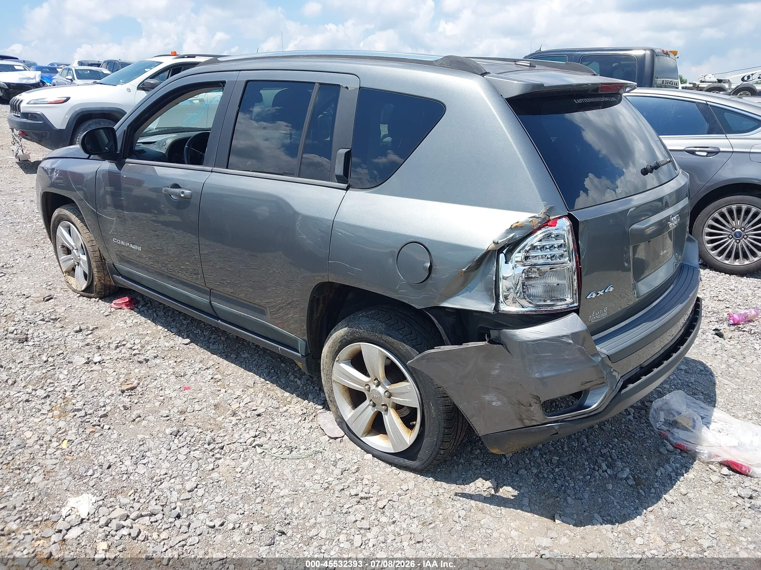 2011 Jeep Compass   Gray vin: 1J4NF1FB2BD202024