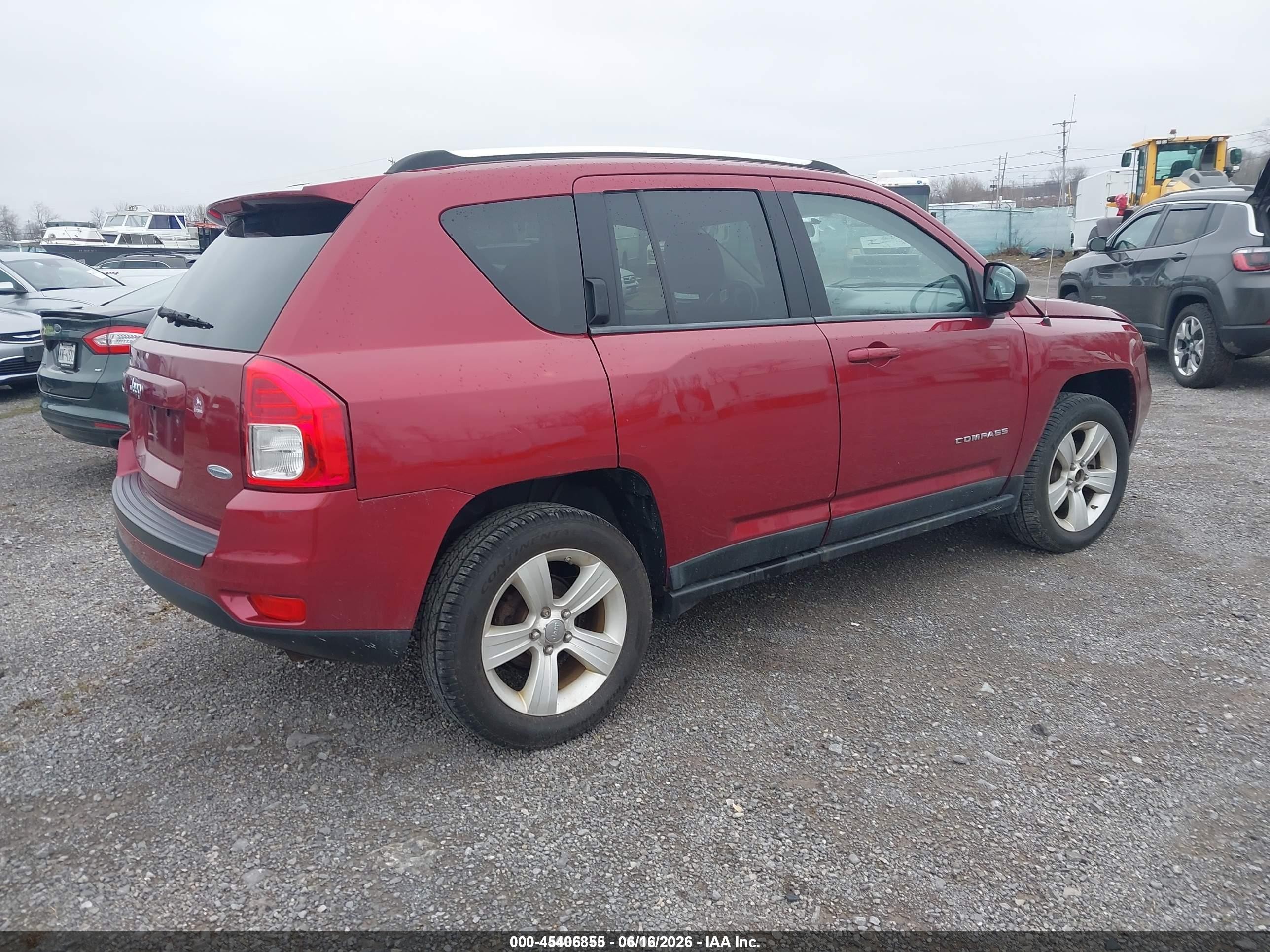 2011 Jeep Compass Red vin: 1J4NF1FB2BD202279