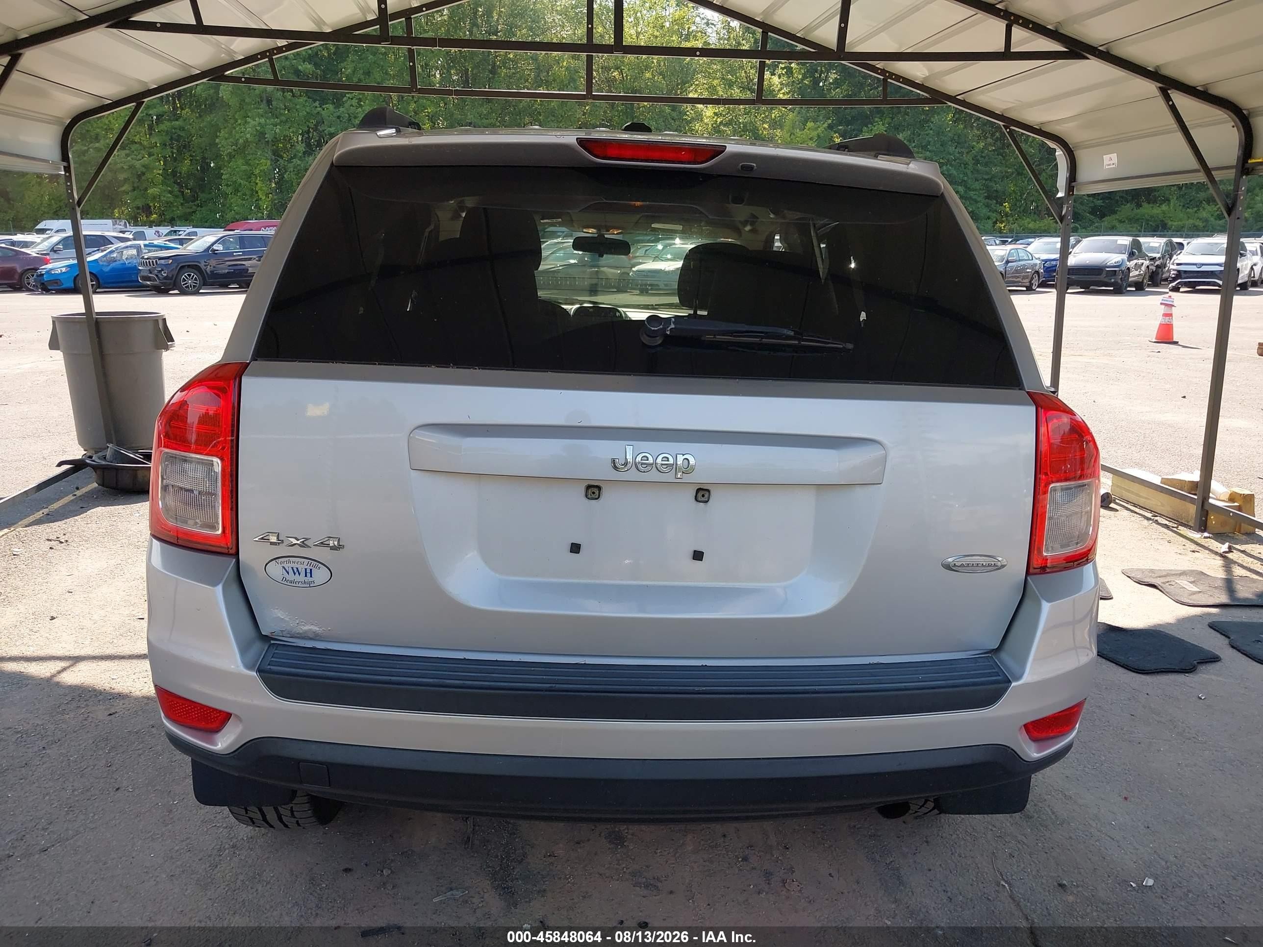 2011 Jeep Compass White vin: 1J4NF1FB2BD280867