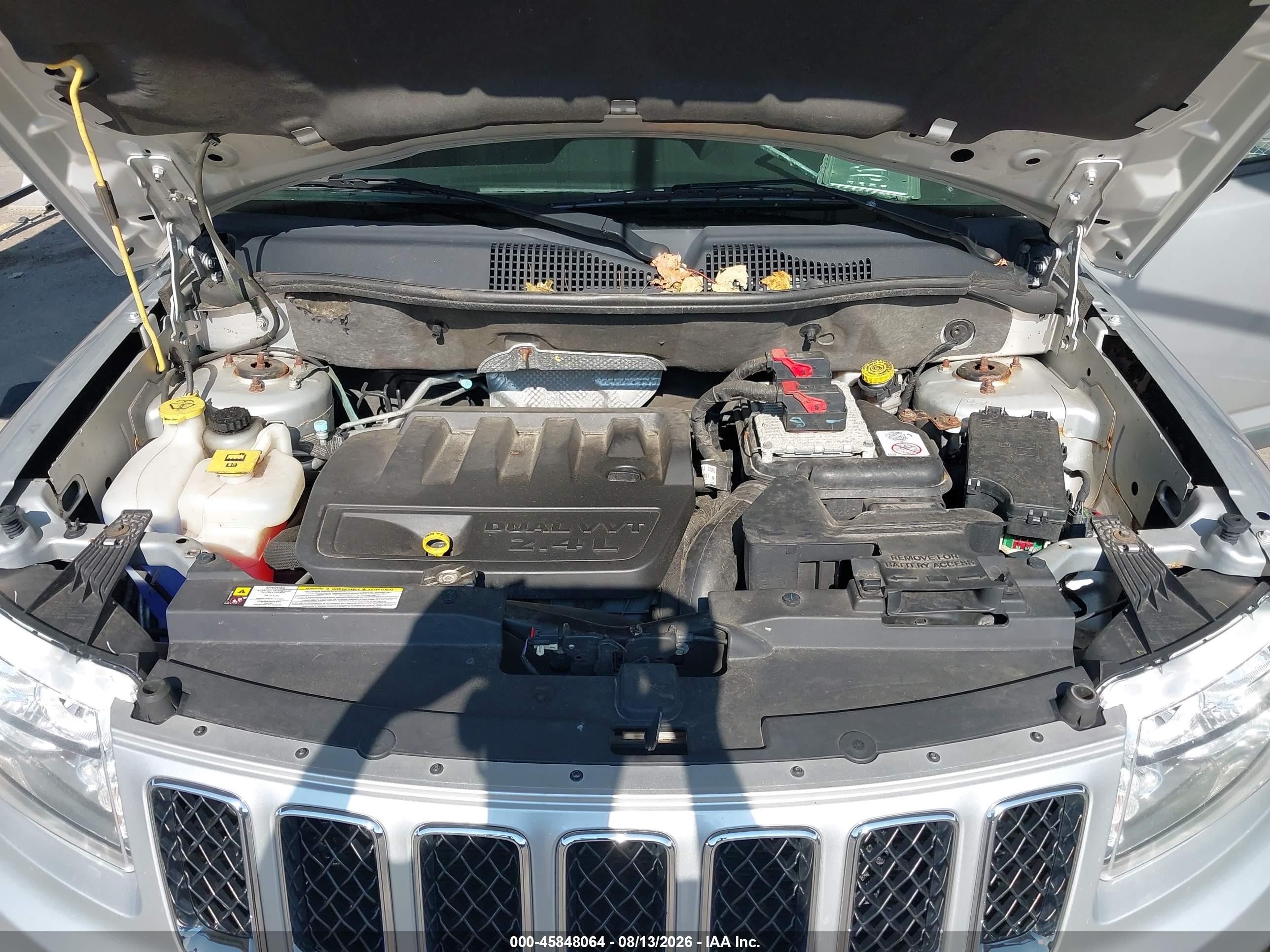 2011 Jeep Compass White vin: 1J4NF1FB2BD280867
