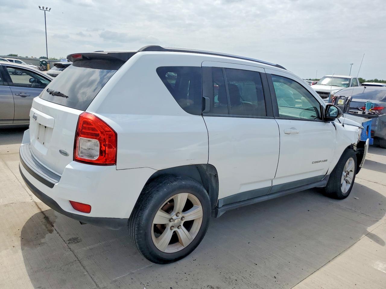 2011 Jeep Compass Sport White vin: 1J4NF1FB3BD244413