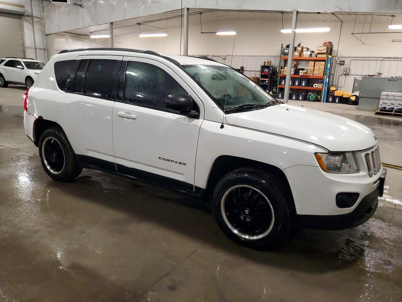 2011 Jeep Compass White vin: 1J4NF1FB3BD263818