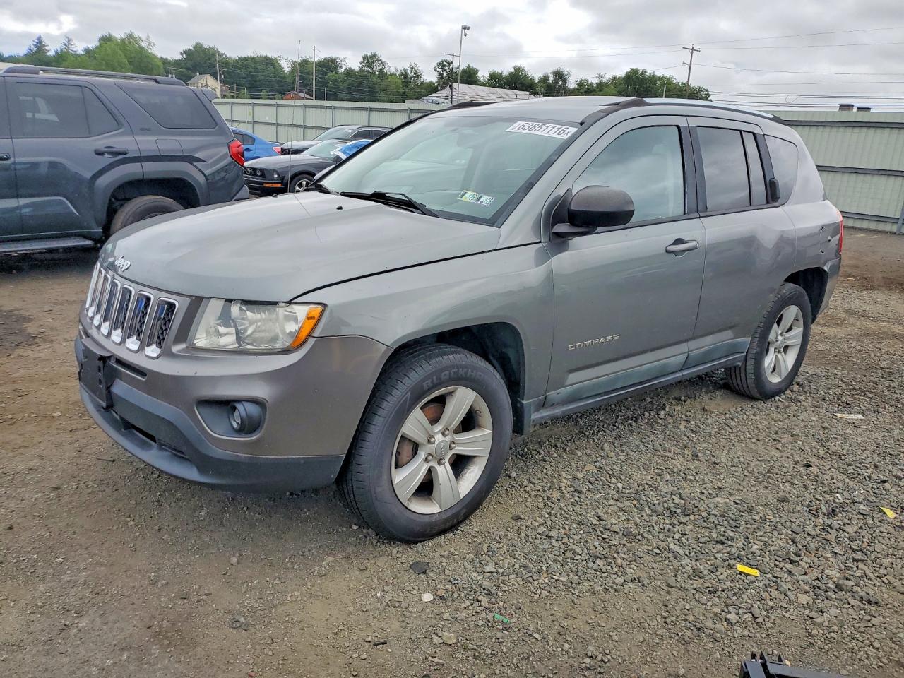 2011 Jeep Compass Sport Gray vin: 1J4NF1FB3BD282966