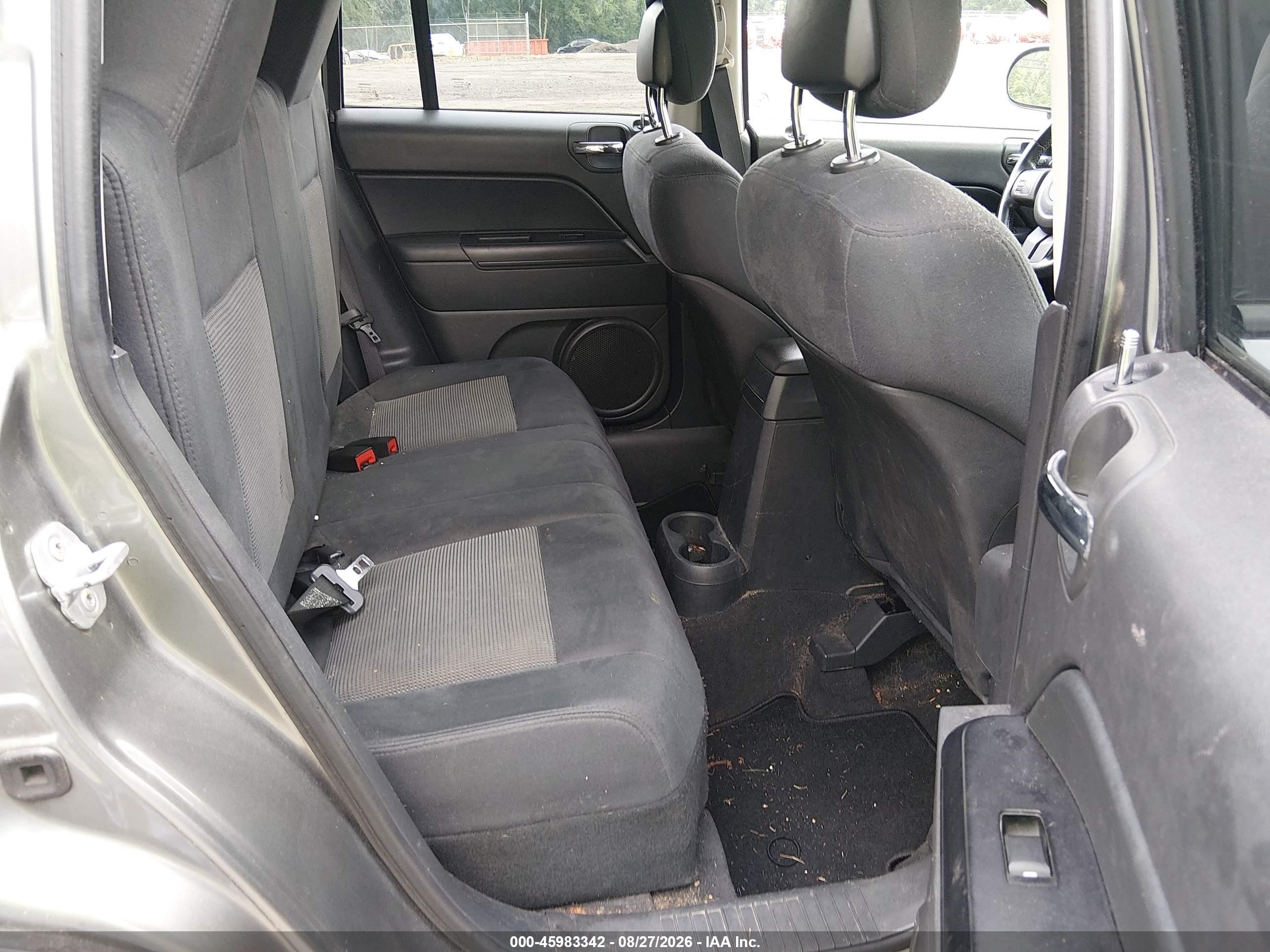 2011 Jeep Compass Sport Серый vin: 1J4NF1FB5BD244607
