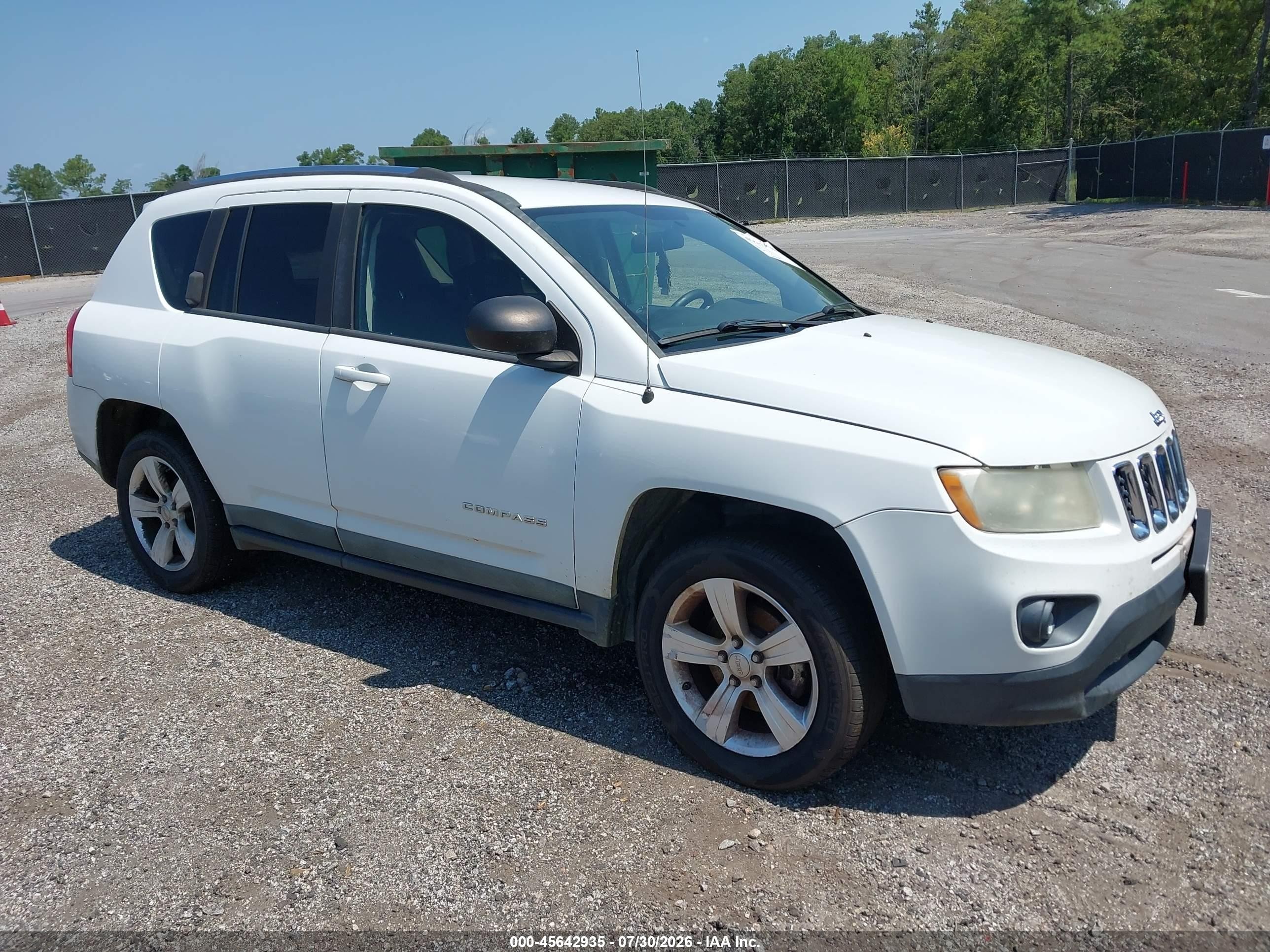 2011 Jeep Compass   White vin: 1J4NF1FB5BD250620