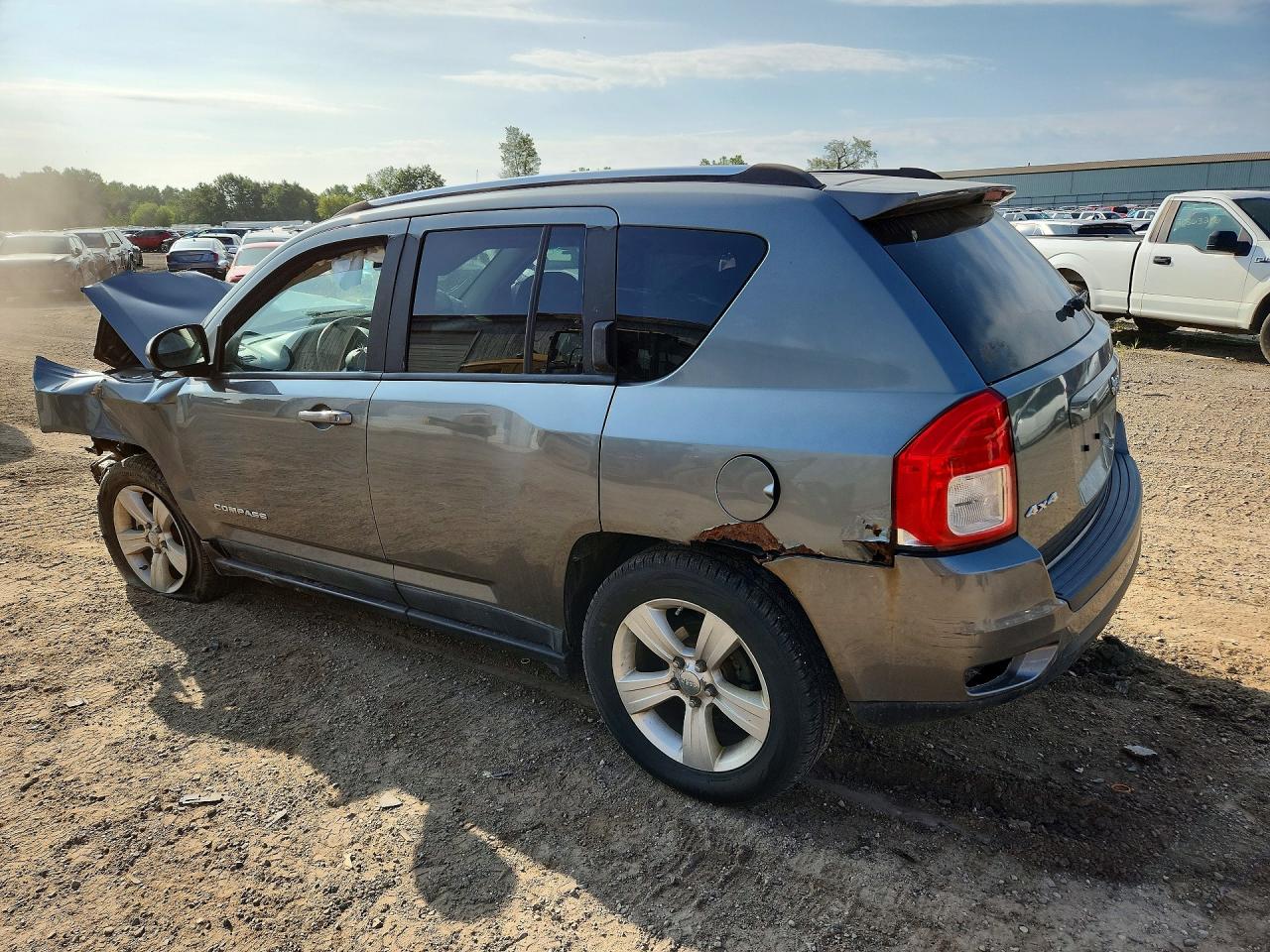 2011 Jeep Compass Sport Gray vin: 1J4NF1FB6BD218226