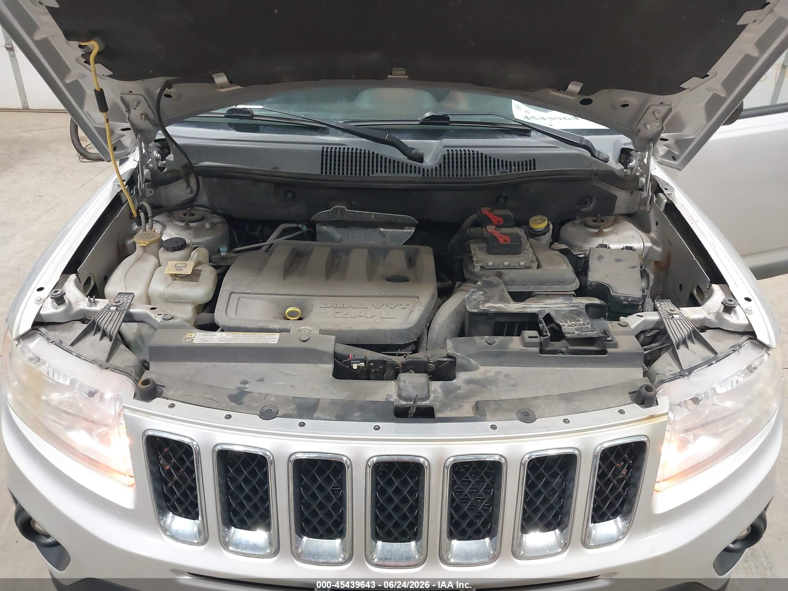 2011 Jeep Compass   Gray vin: 1J4NF1FB6BD276191