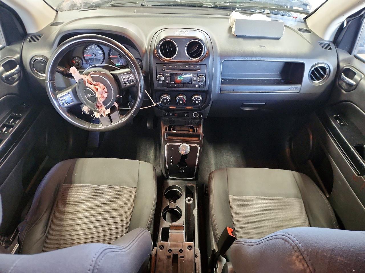 2011 Jeep Compass Sport Gray vin: 1J4NF1FB7BD193997