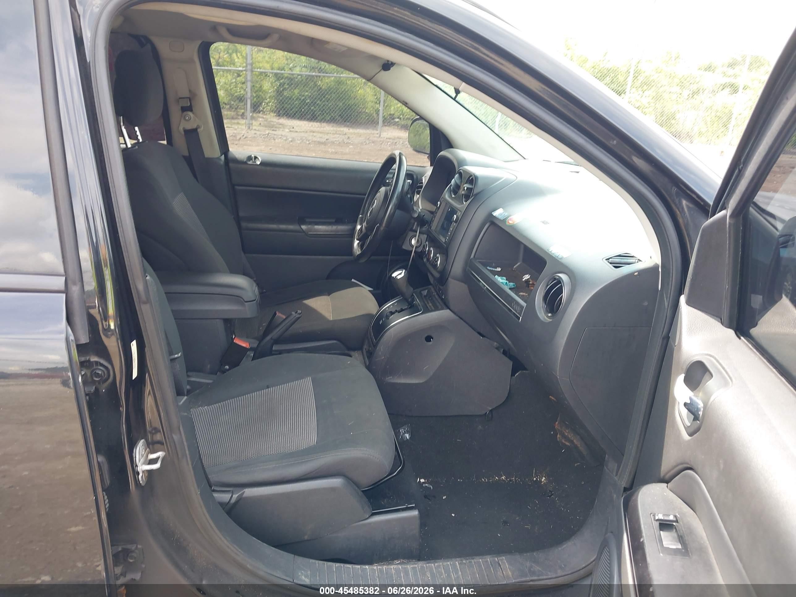2011 Jeep Compass Black vin: 1J4NF1FB8BD135901