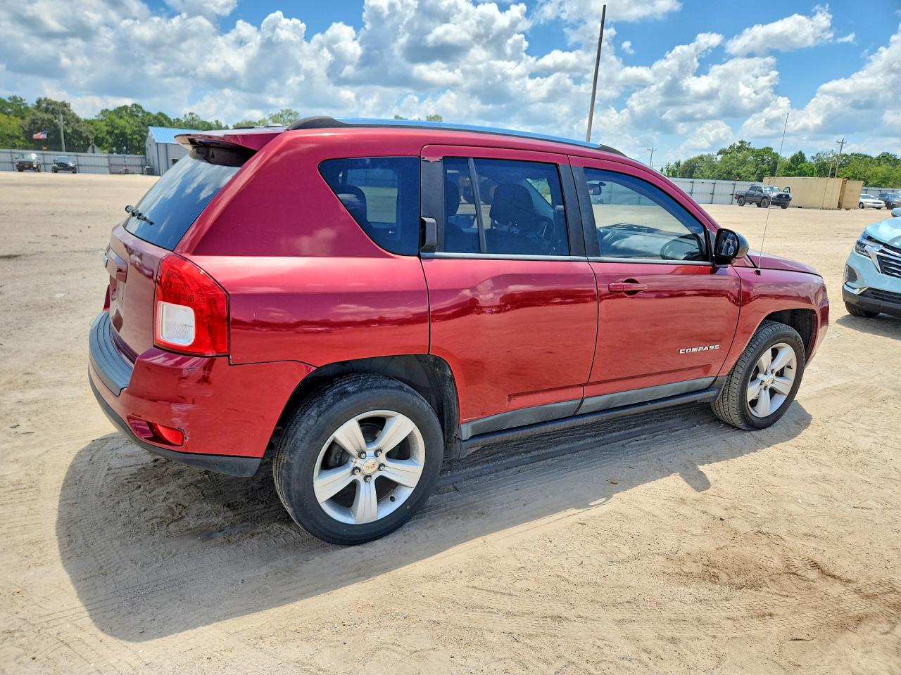 2011 Jeep Compass Sport Red vin: 1J4NF1FB8BD174620