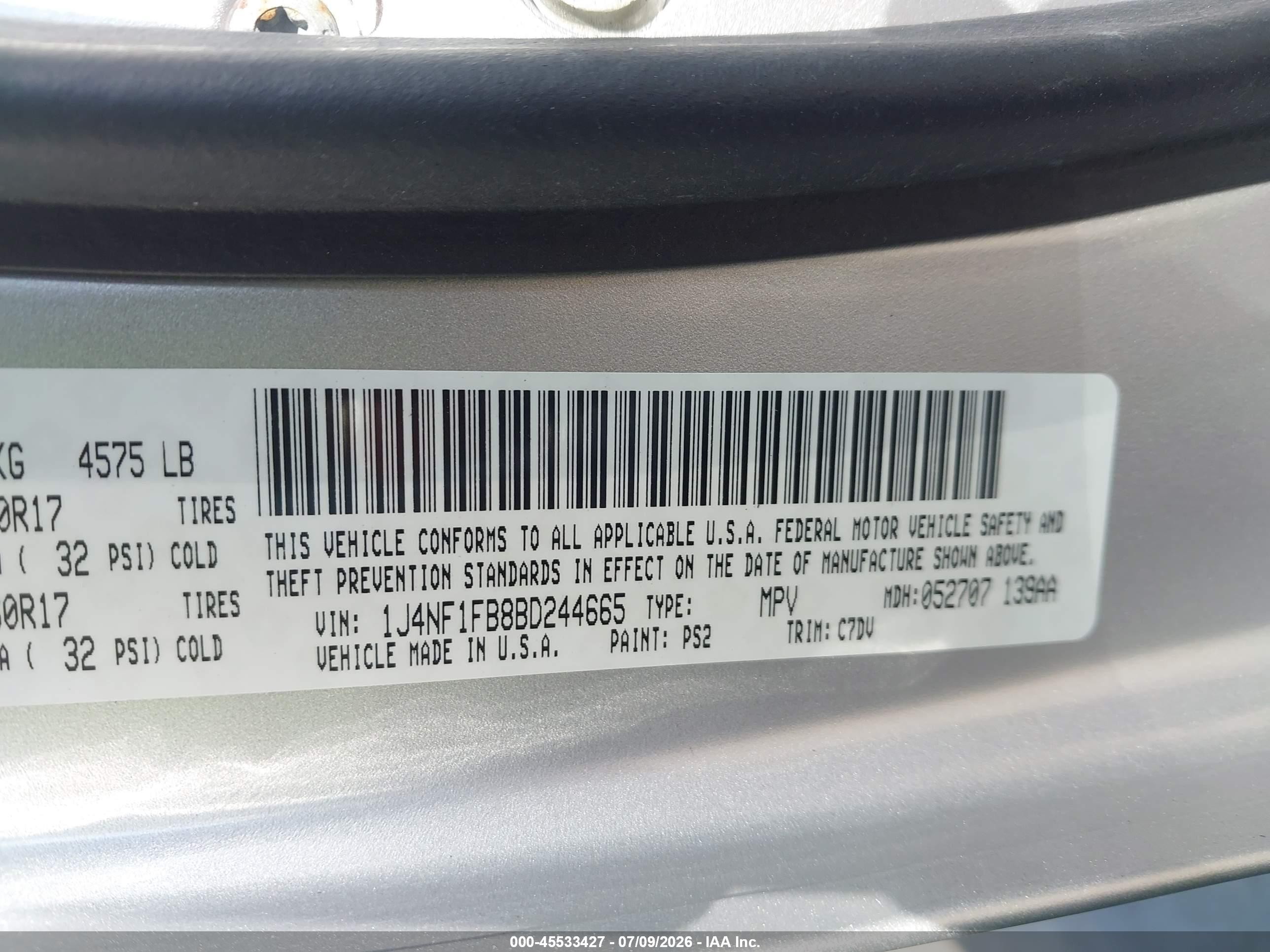 2011 Jeep Compass   Silver vin: 1J4NF1FB8BD244665