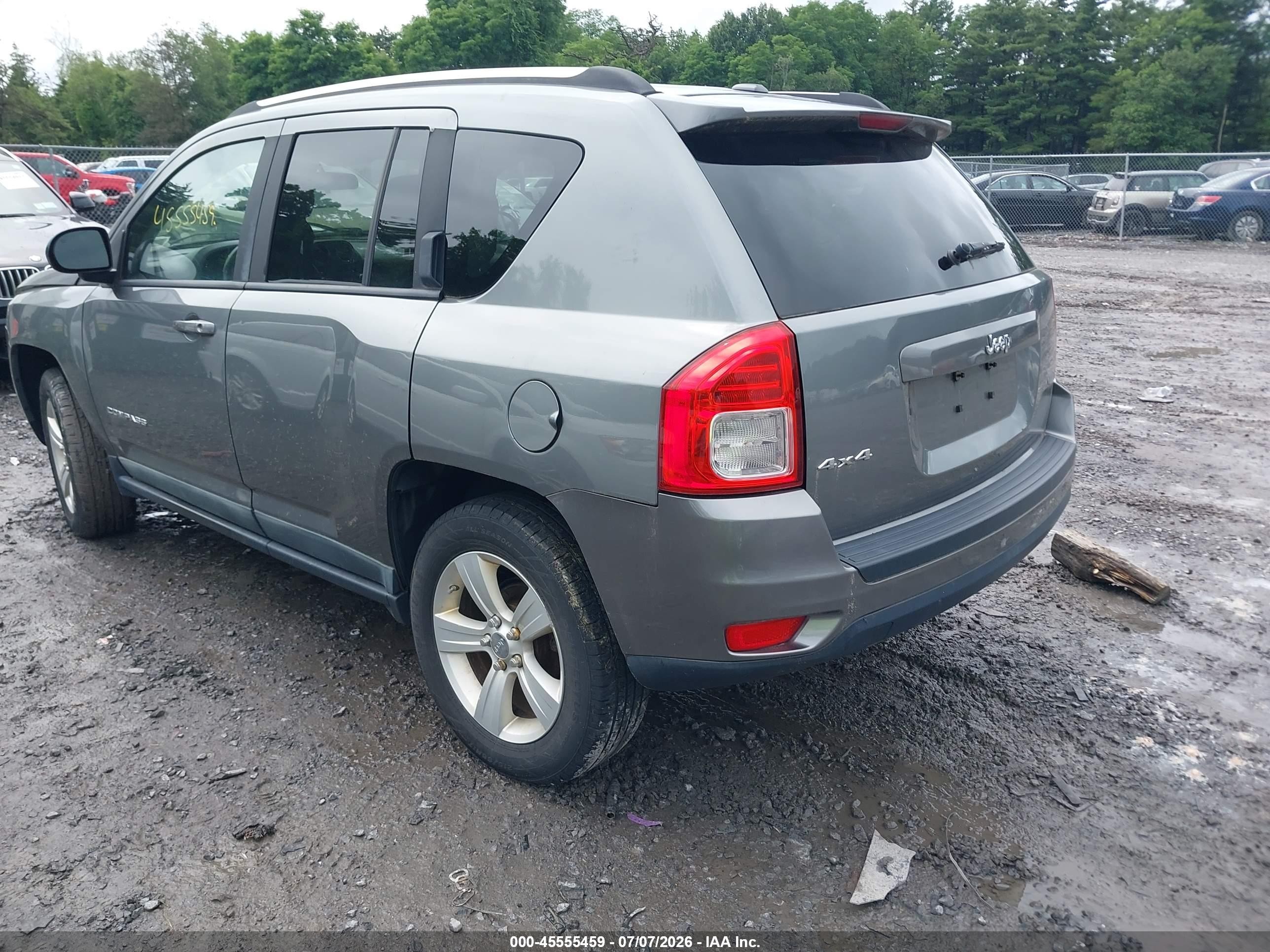 2011 Jeep Compass   Gray vin: 1J4NF1FB8BD259733
