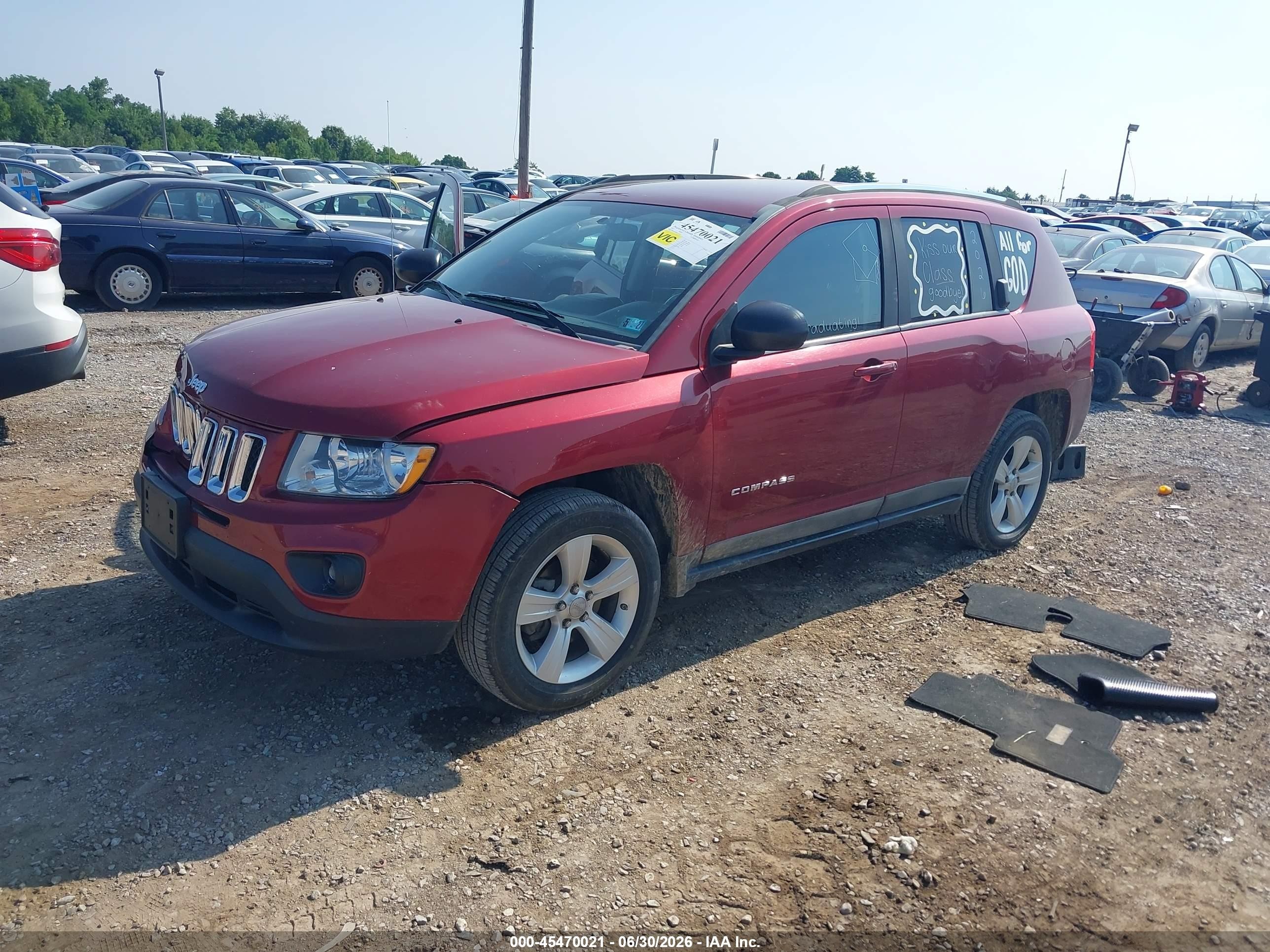 2011 Jeep Compass Красный vin: 1J4NF1FB9BD135602