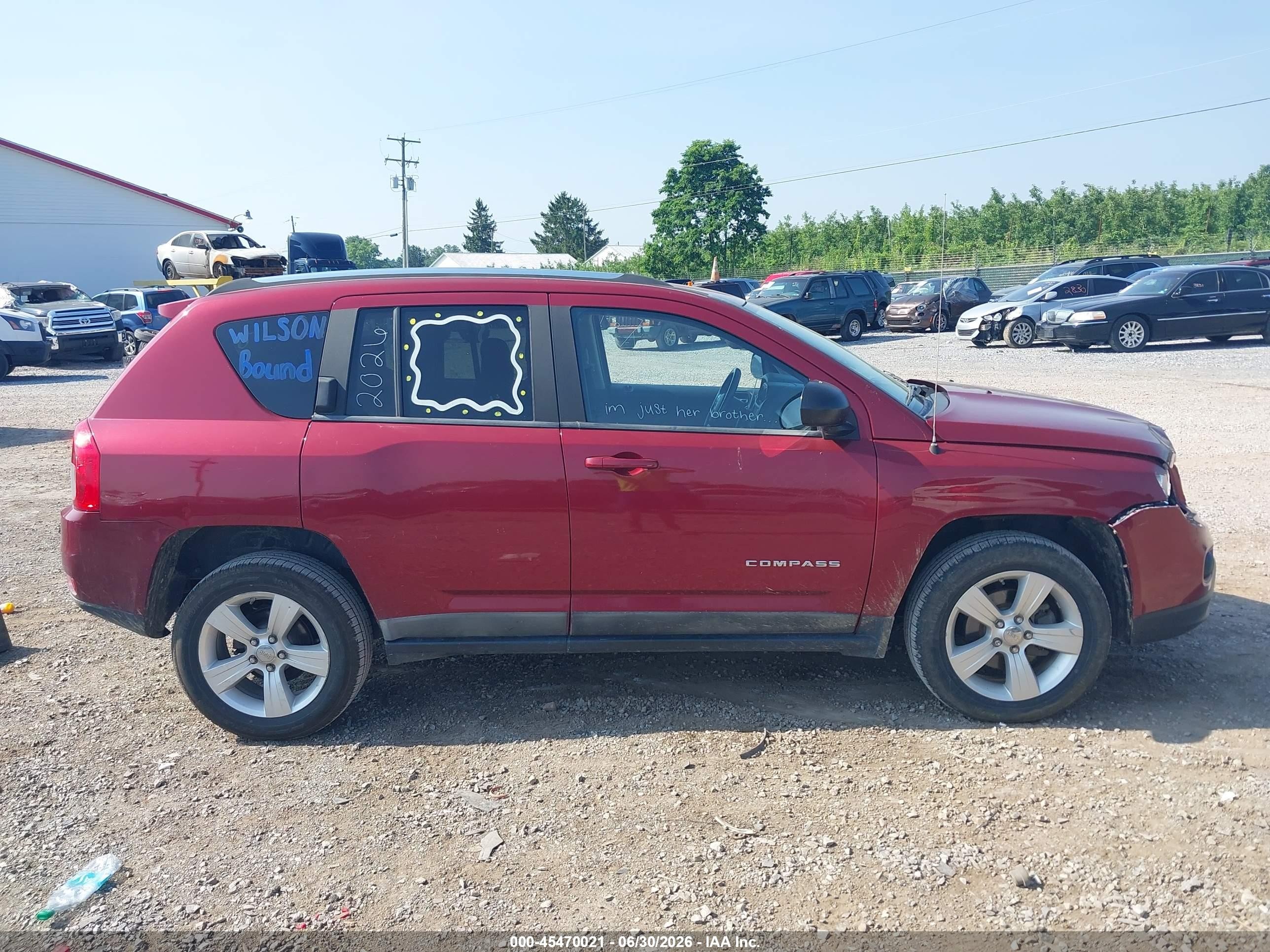 2011 Jeep Compass Красный vin: 1J4NF1FB9BD135602
