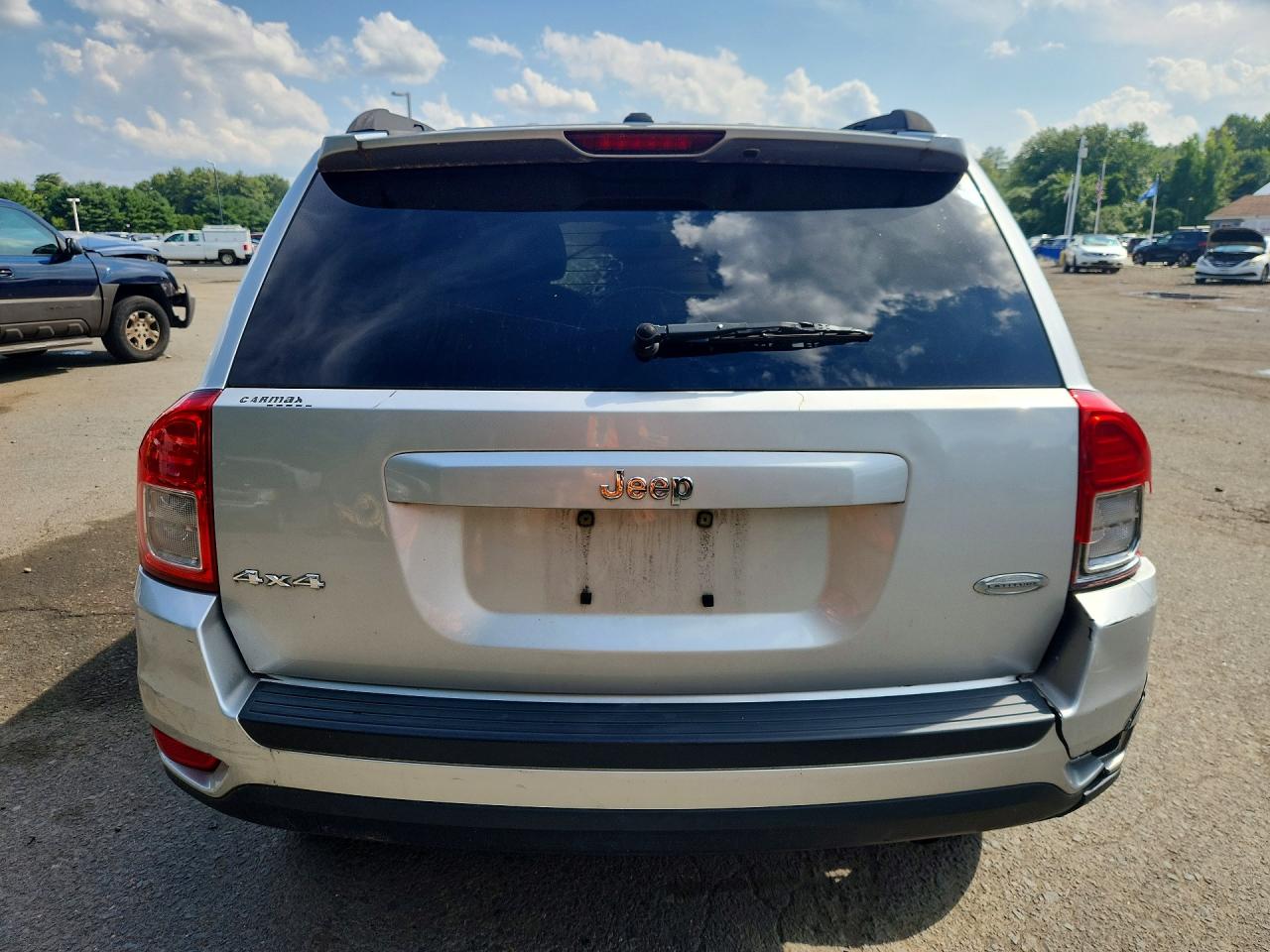 2011 Jeep Compass Sport Серебряный vin: 1J4NF1FB9BD251933