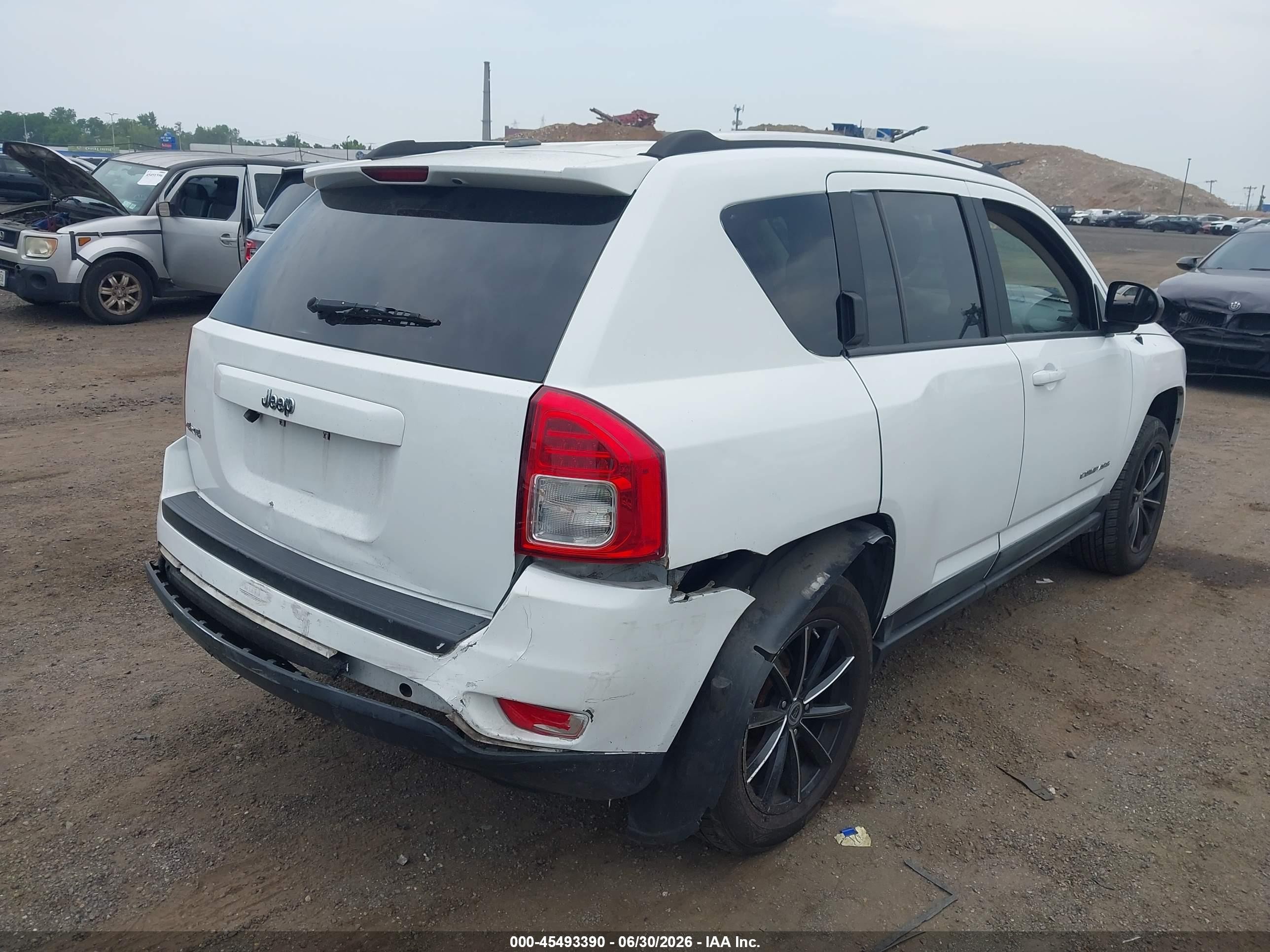 2011 Jeep Compass   White vin: 1J4NF1FB9BD279716