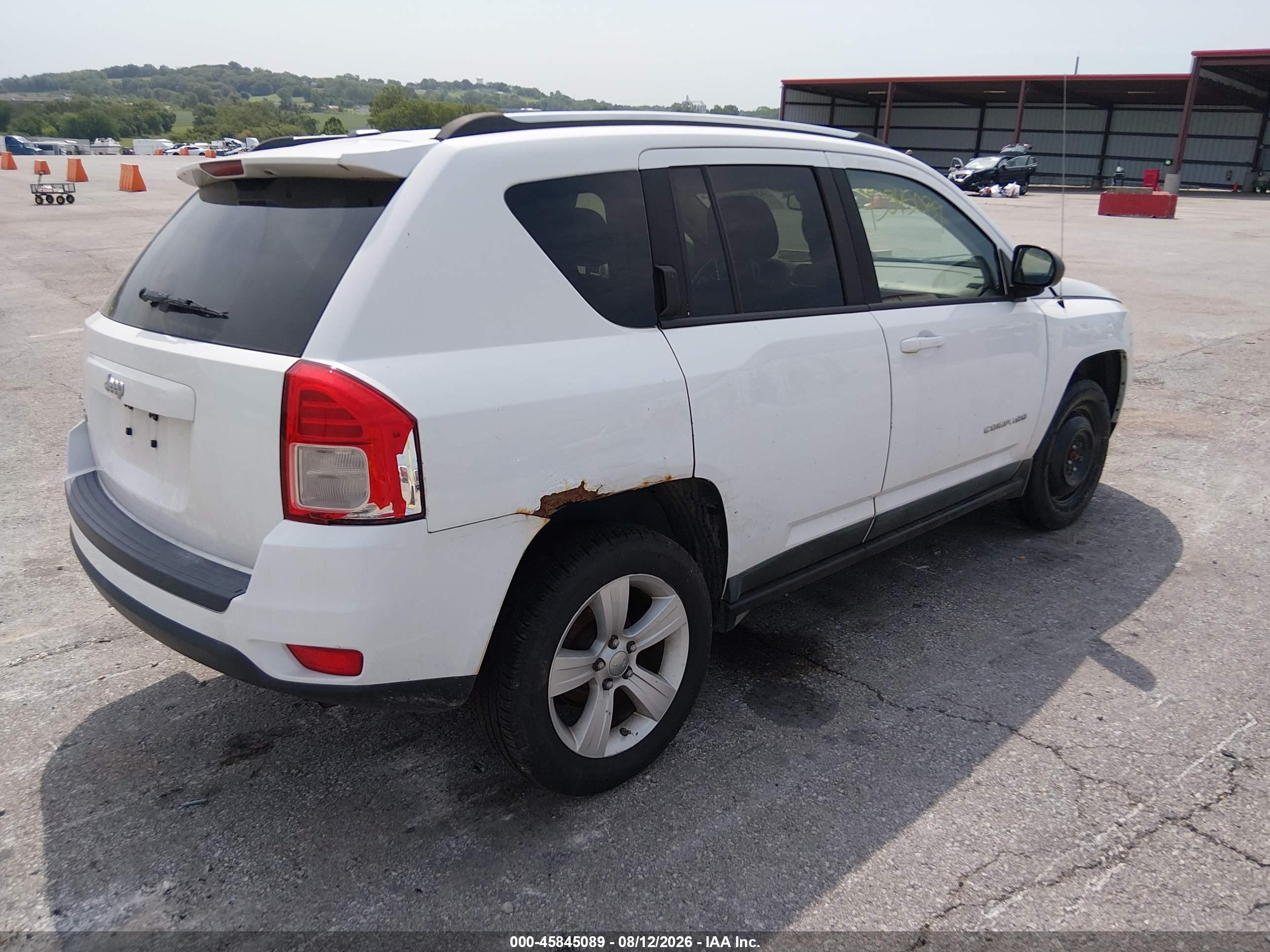 2011 Jeep Compass   White vin: 1J4NF1FB9BD280431