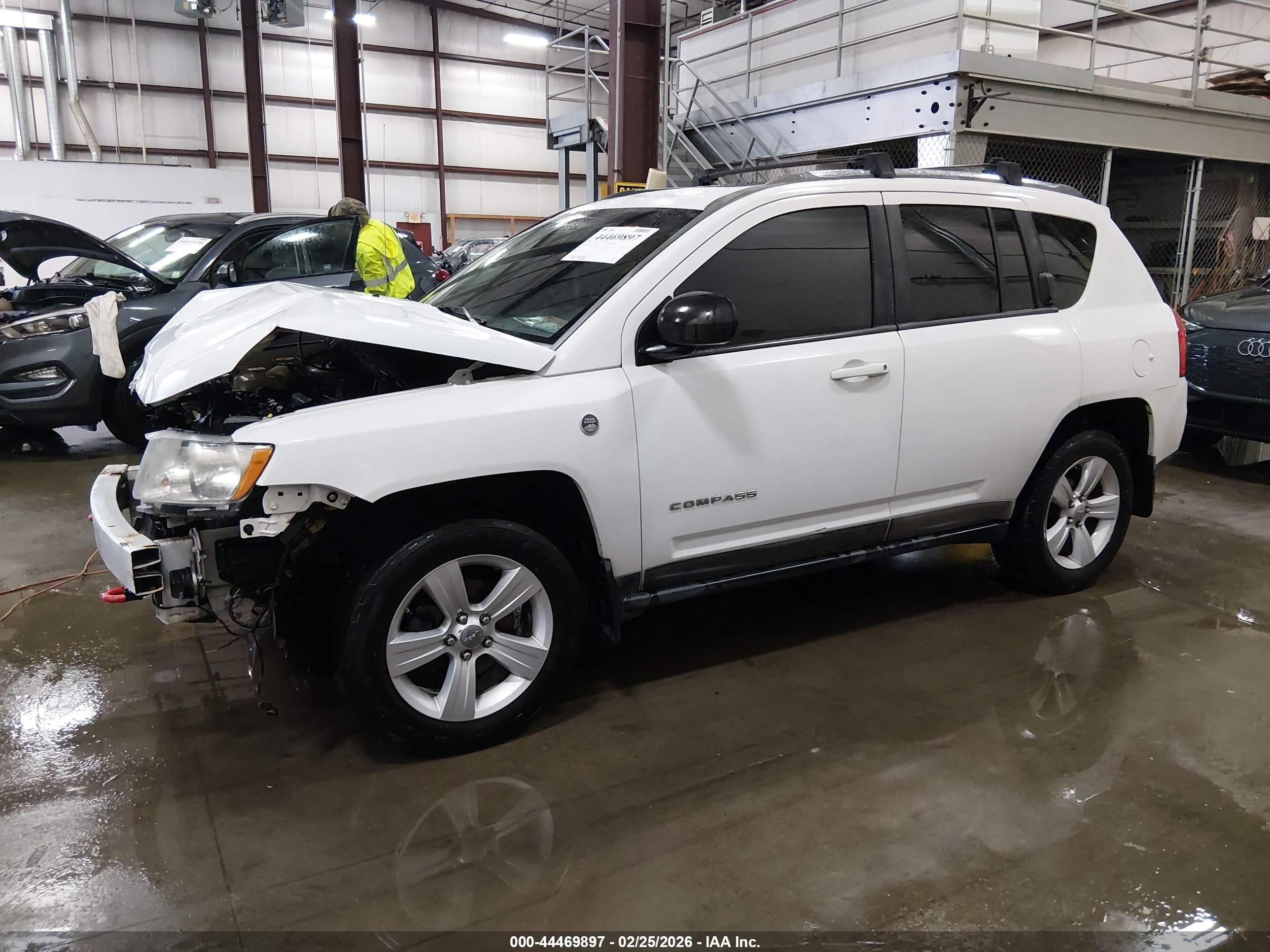 2011 Jeep Compass   White vin: 1J4NF1FBXBD134894
