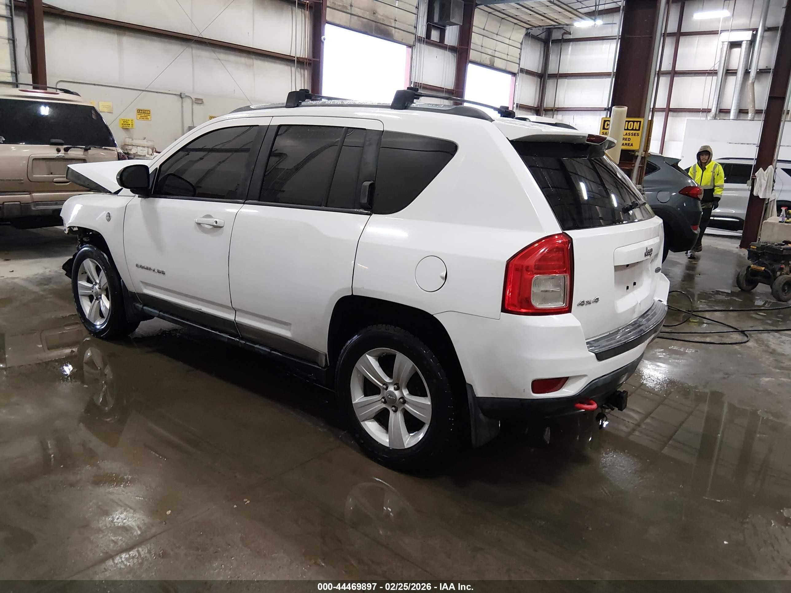 2011 Jeep Compass   White vin: 1J4NF1FBXBD134894