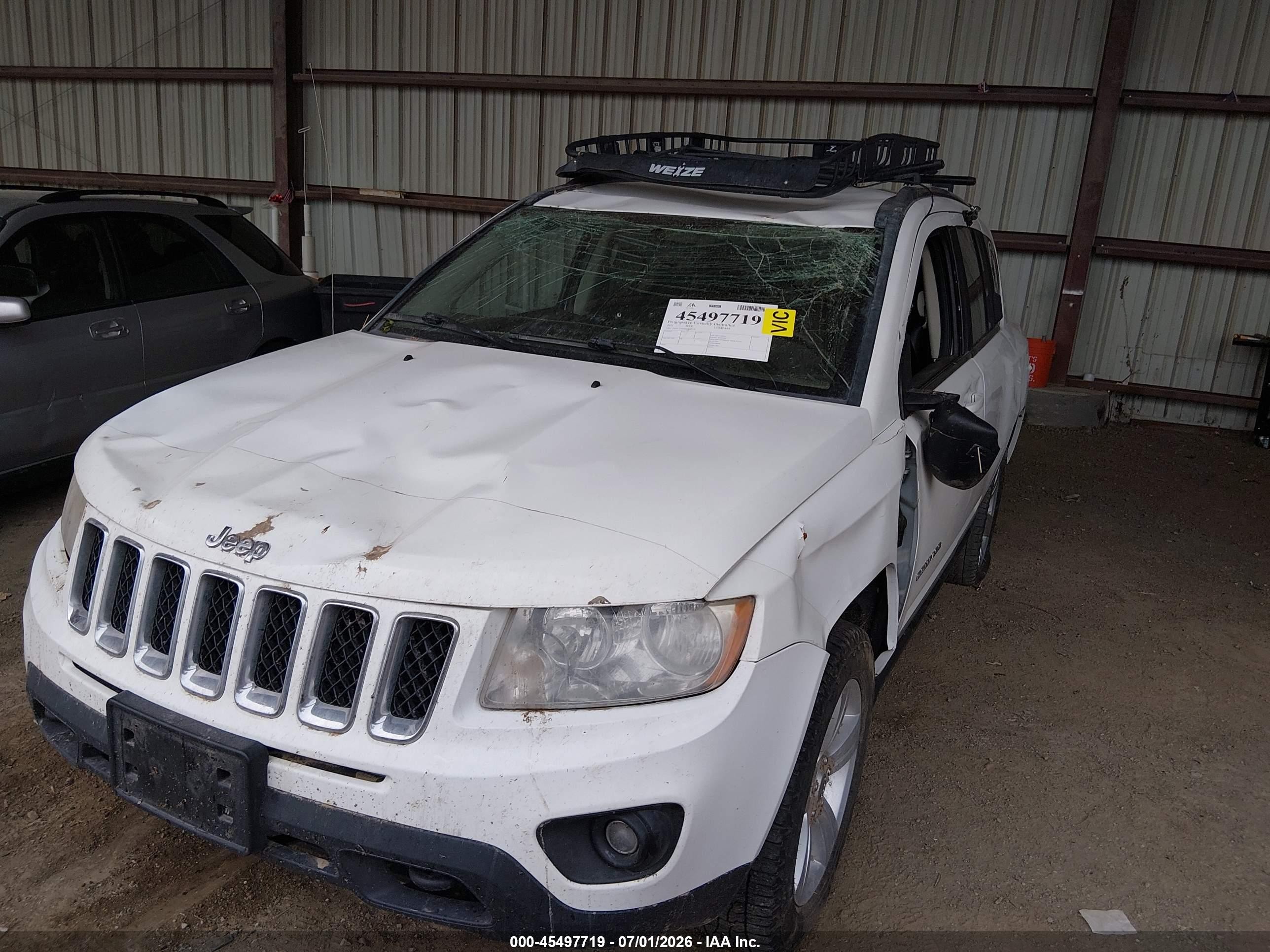 2011 Jeep Compass   White vin: 1J4NF1FBXBD135270