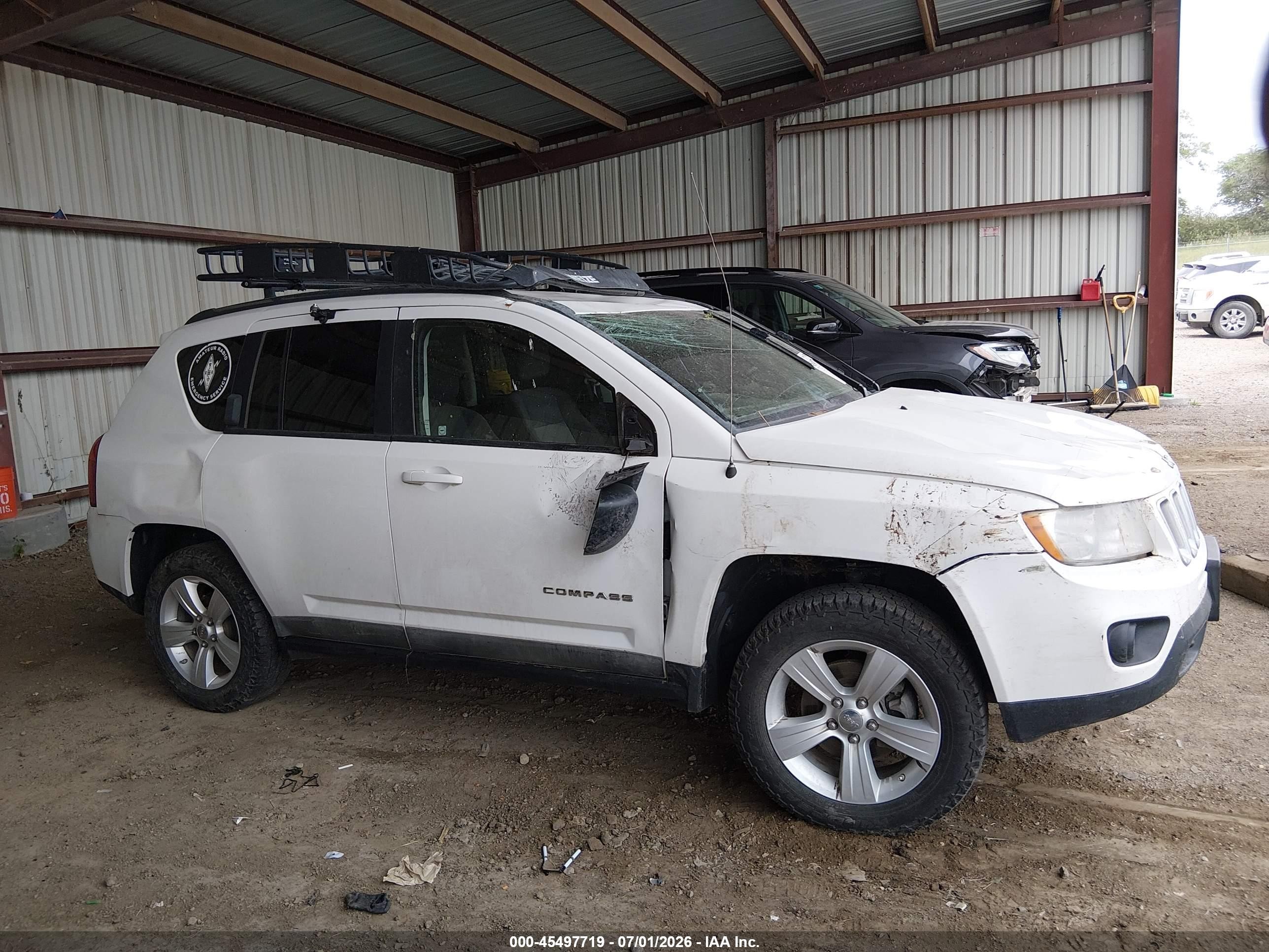 2011 Jeep Compass   White vin: 1J4NF1FBXBD135270