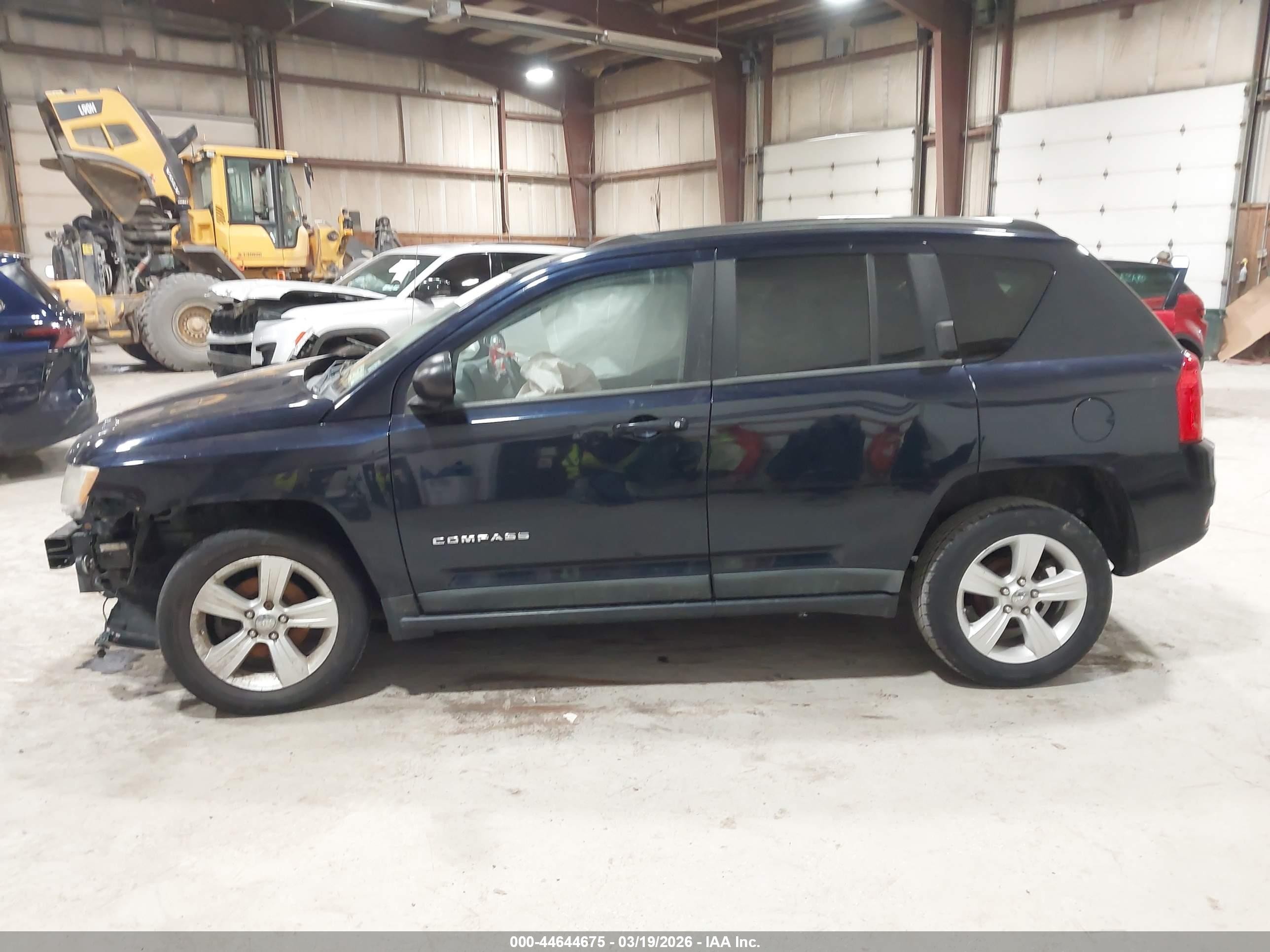 2011 Jeep Compass   Blue vin: 1J4NF1FBXBD193797