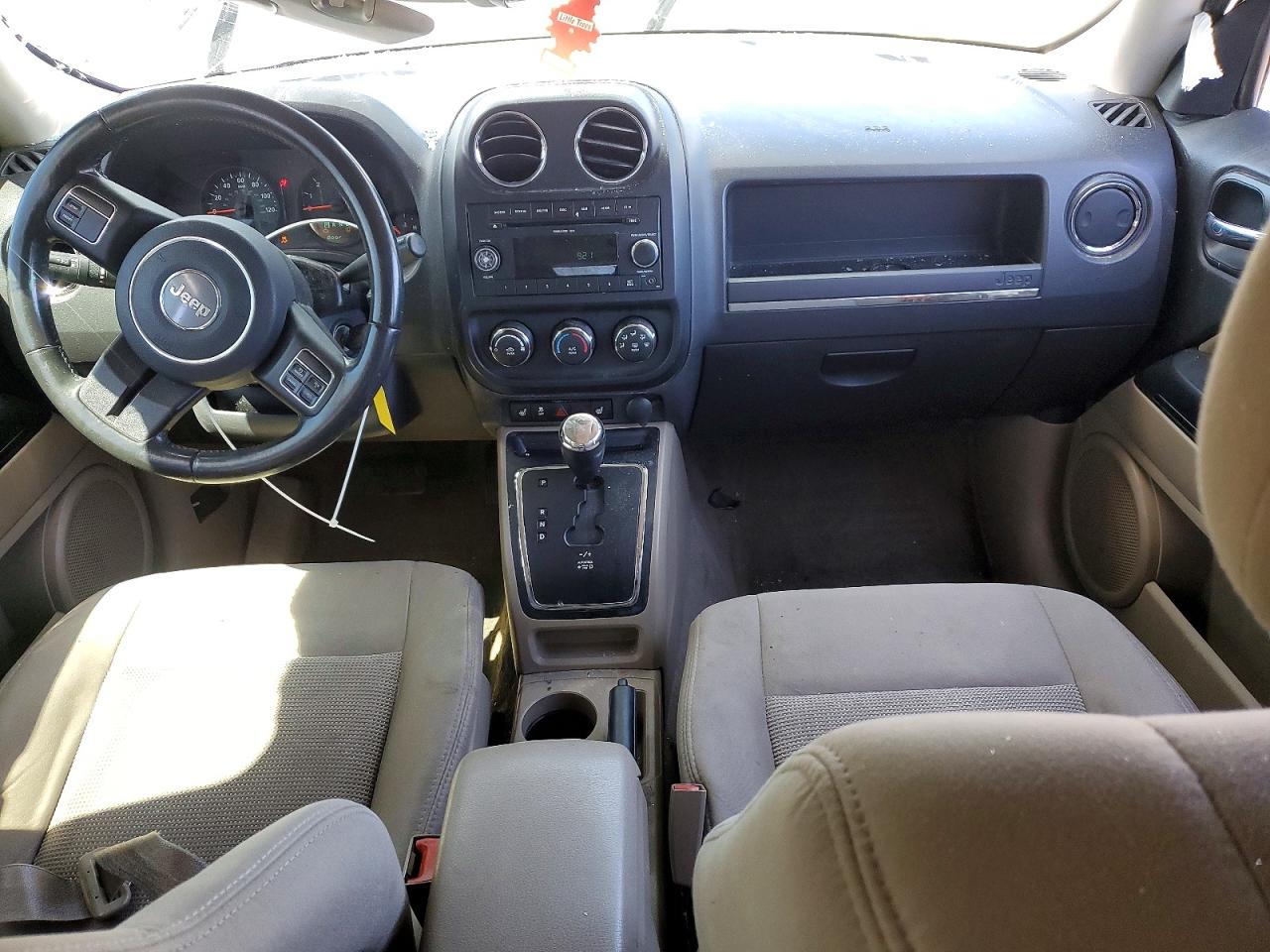 2011 Jeep Patriot Sport Белый vin: 1J4NF1GB2BD217640
