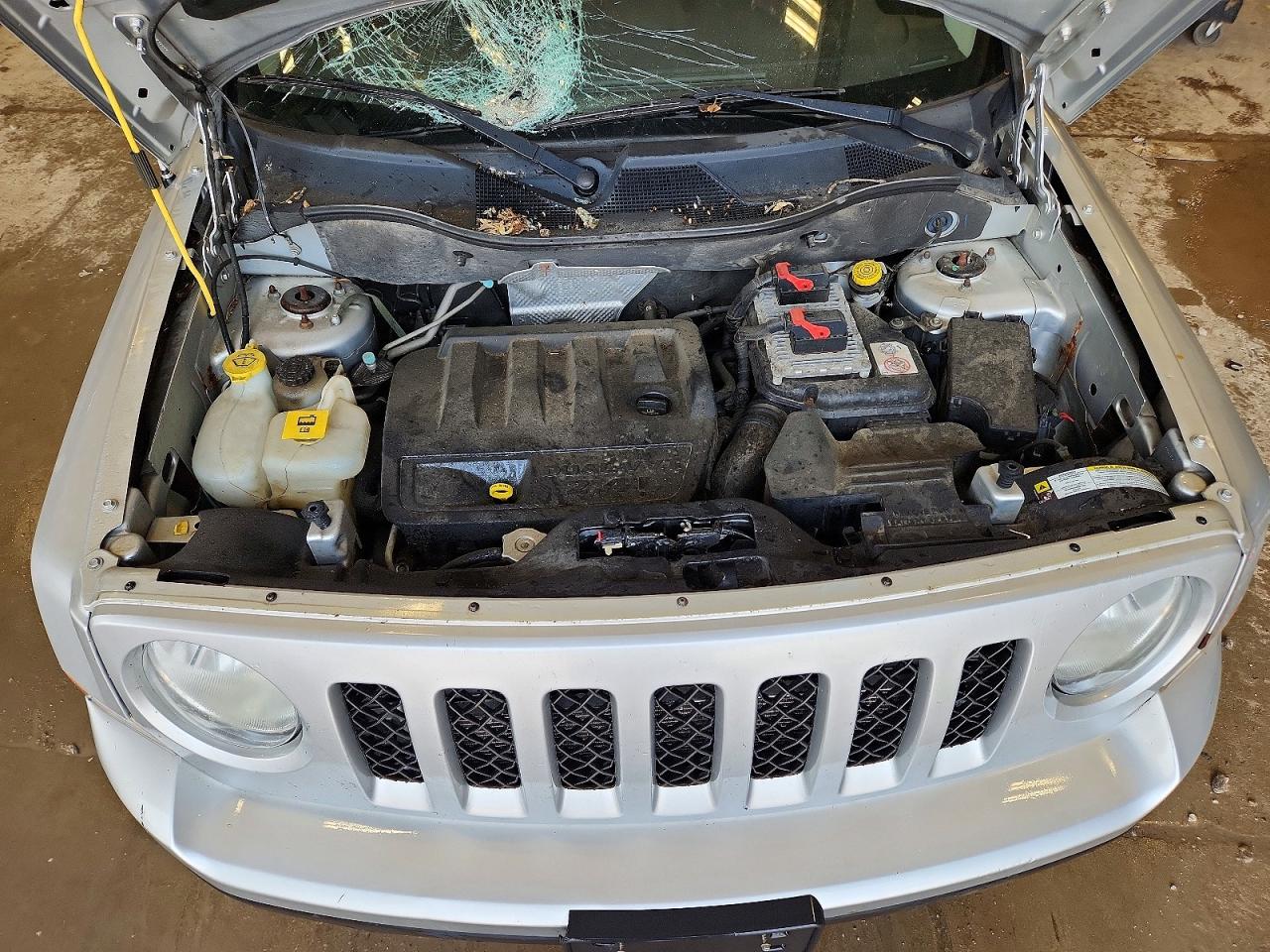 2011 Jeep Patriot Sport Silver vin: 1J4NF1GB4BD274308