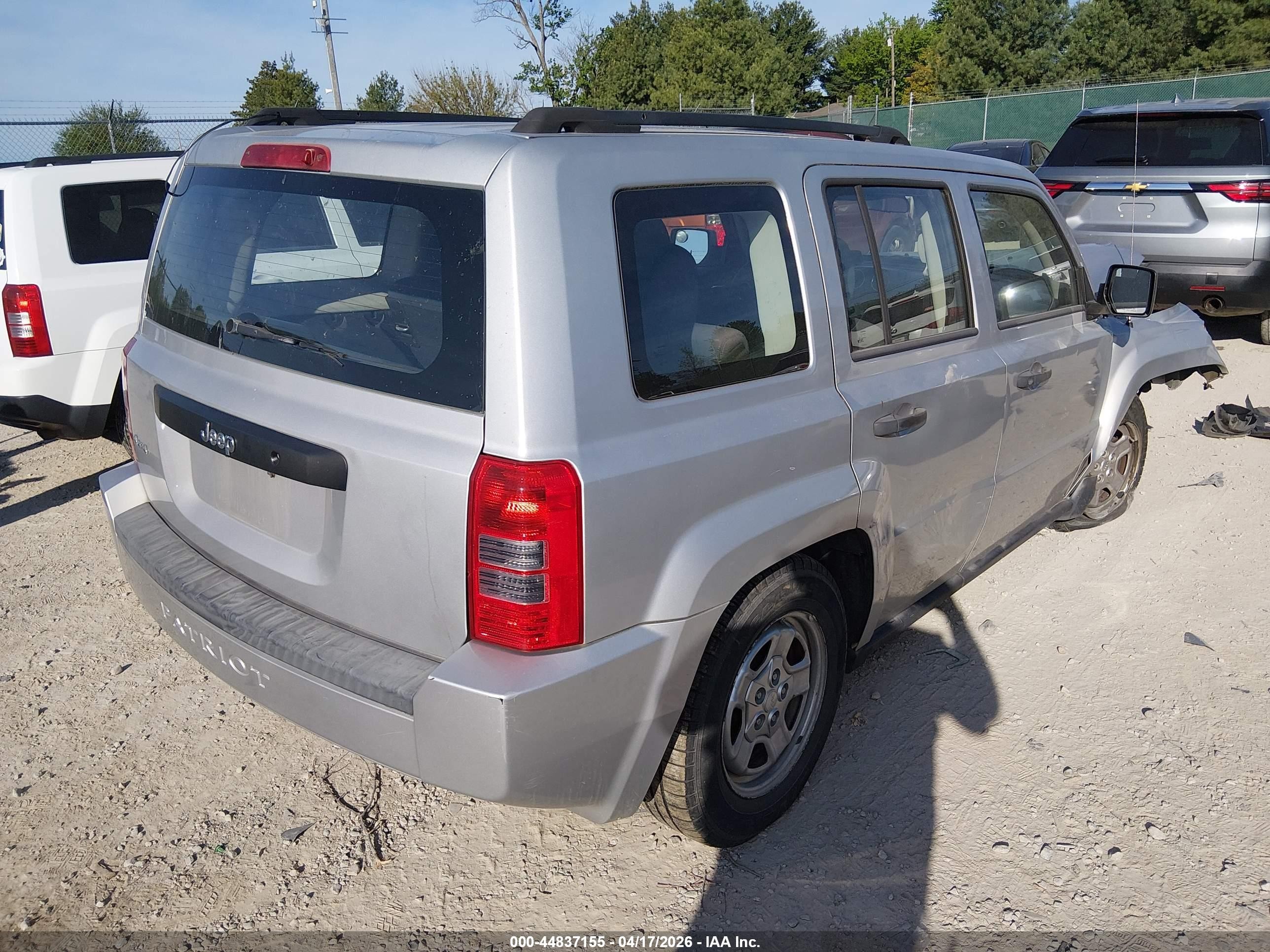 2010 Jeep Patriot Sport Silver vin: 1J4NF2GB1AD655425