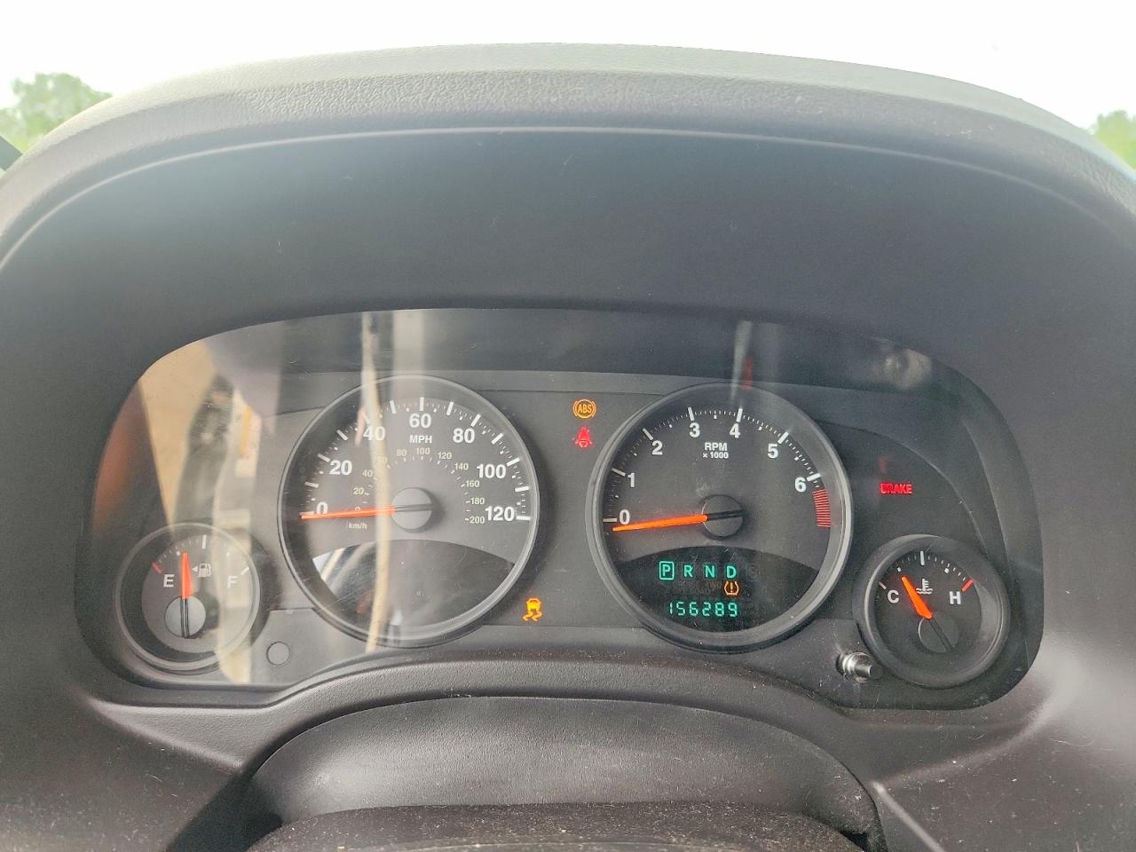 2010 Jeep Patriot Sport Silver vin: 1J4NF2GB4AD556307