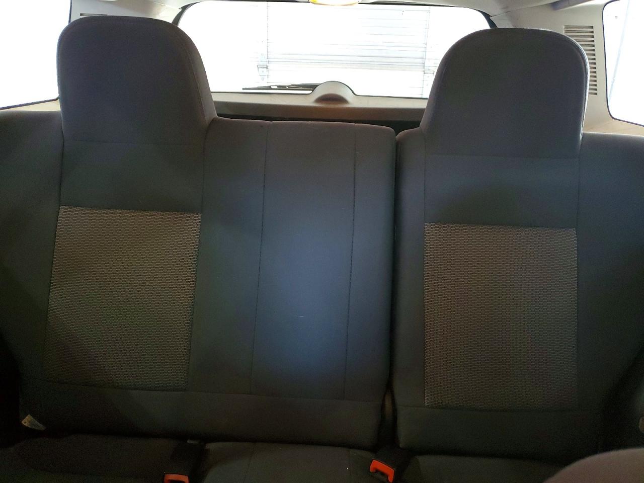 2010 Jeep Patriot Sport Серебряный vin: 1J4NF2GB8AD655423