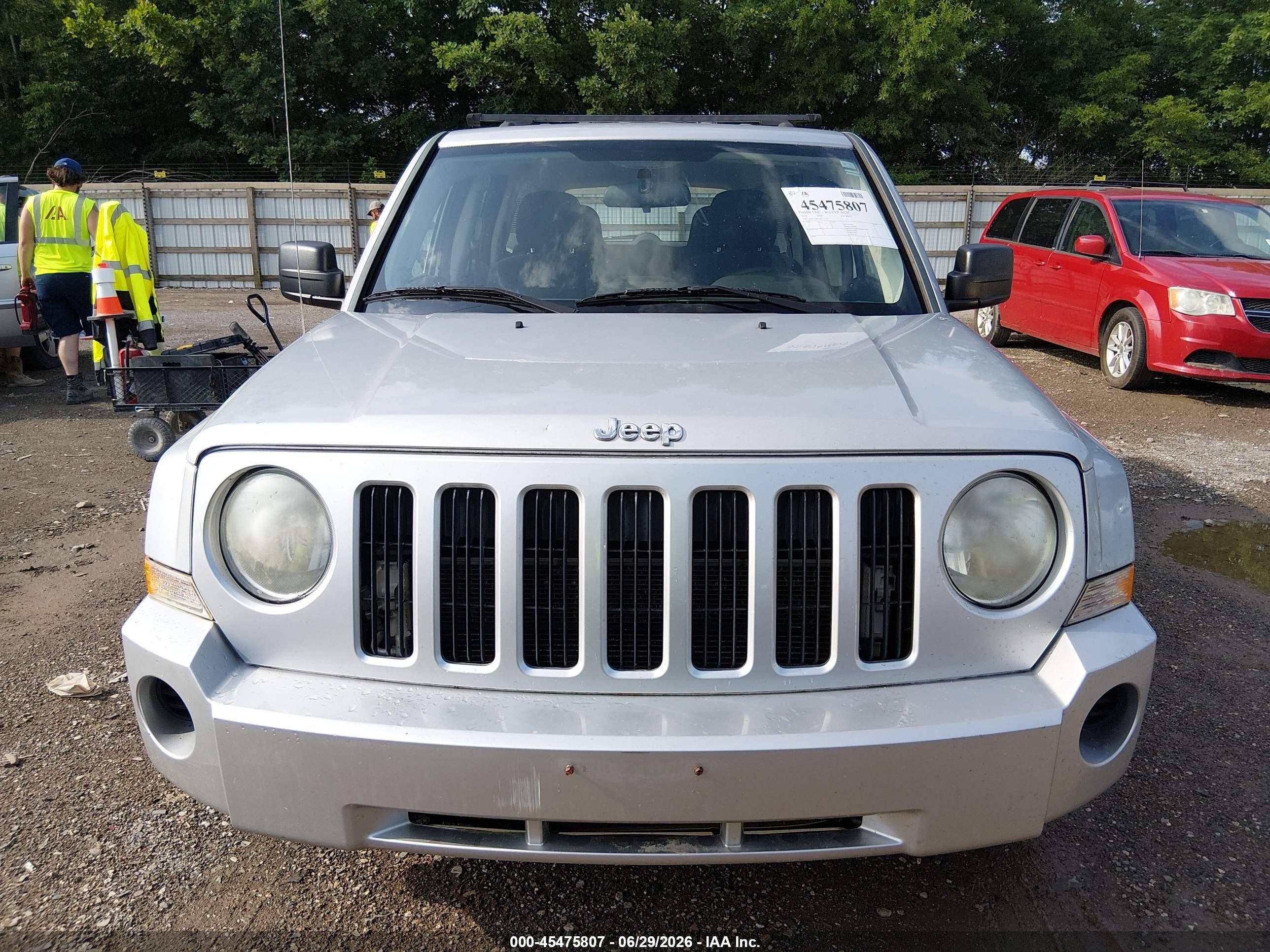 2010 Jeep Patriot Sport Silver vin: 1J4NF2GBXAD572754