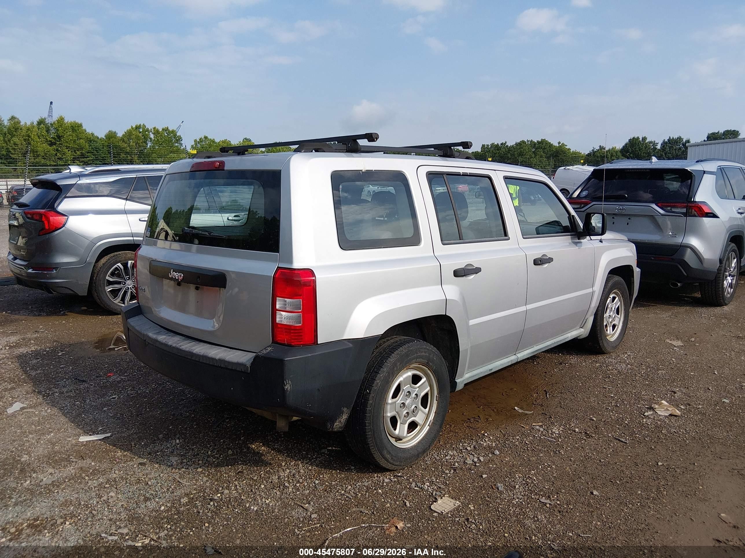 2010 Jeep Patriot Sport Silver vin: 1J4NF2GBXAD572754