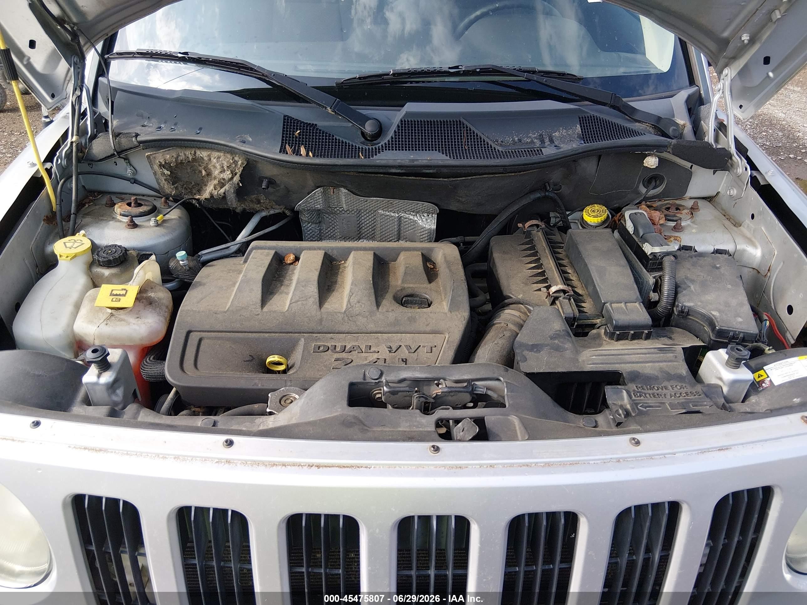 2010 Jeep Patriot Sport Silver vin: 1J4NF2GBXAD572754