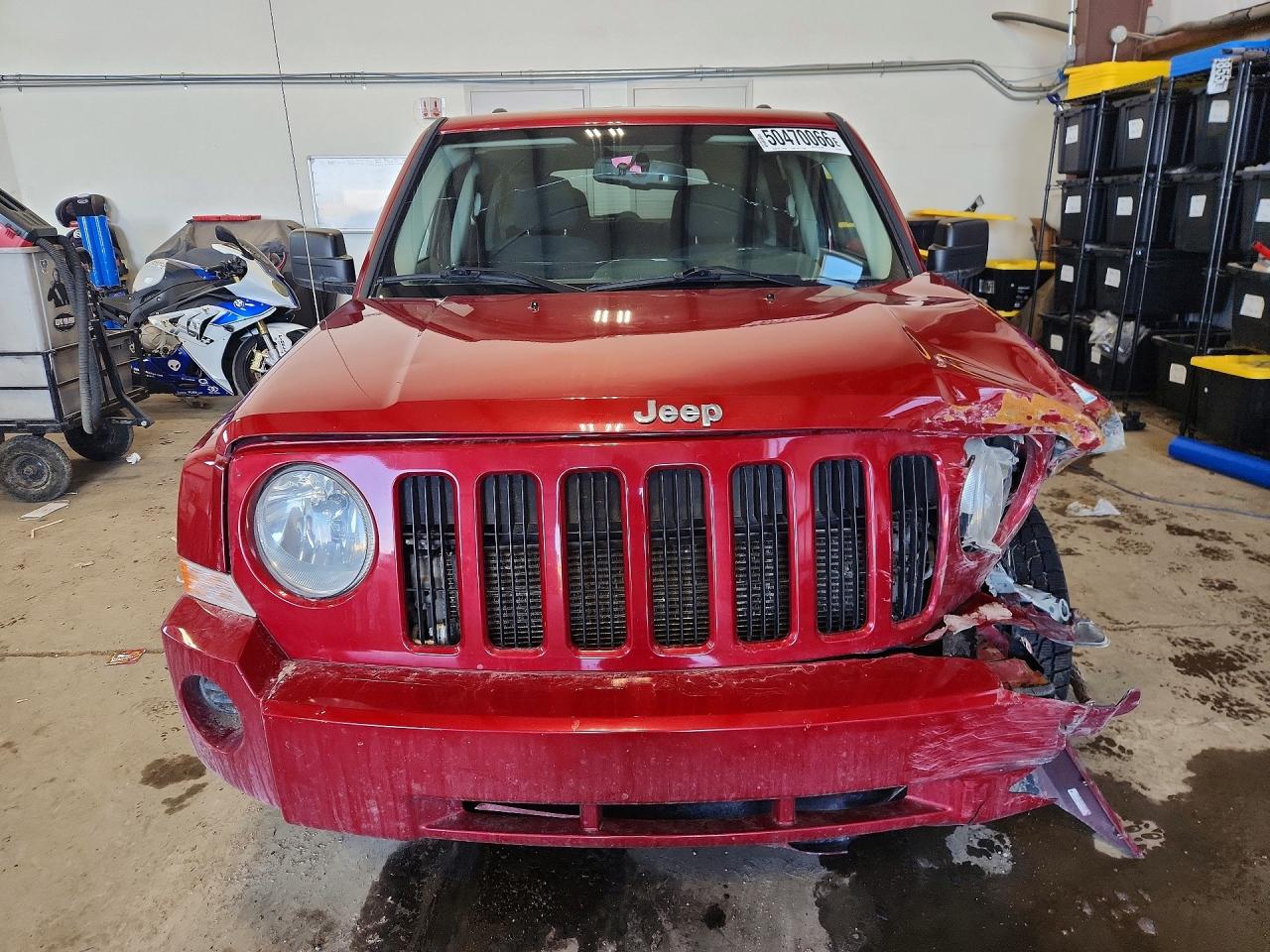 2010 Jeep Patriot Sport Red vin: 1J4NF2GBXAD631561