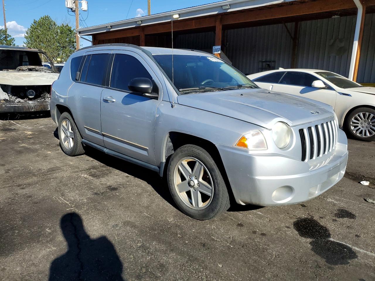 2010 Jeep Compass Sport Silver vin: 1J4NF4FB1AD649475