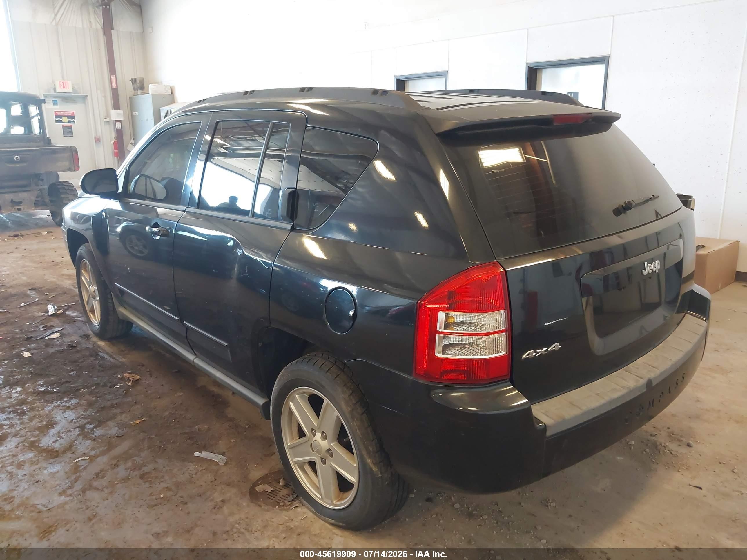 2010 Jeep Compass Sport Черный vin: 1J4NF4FB3AD601539