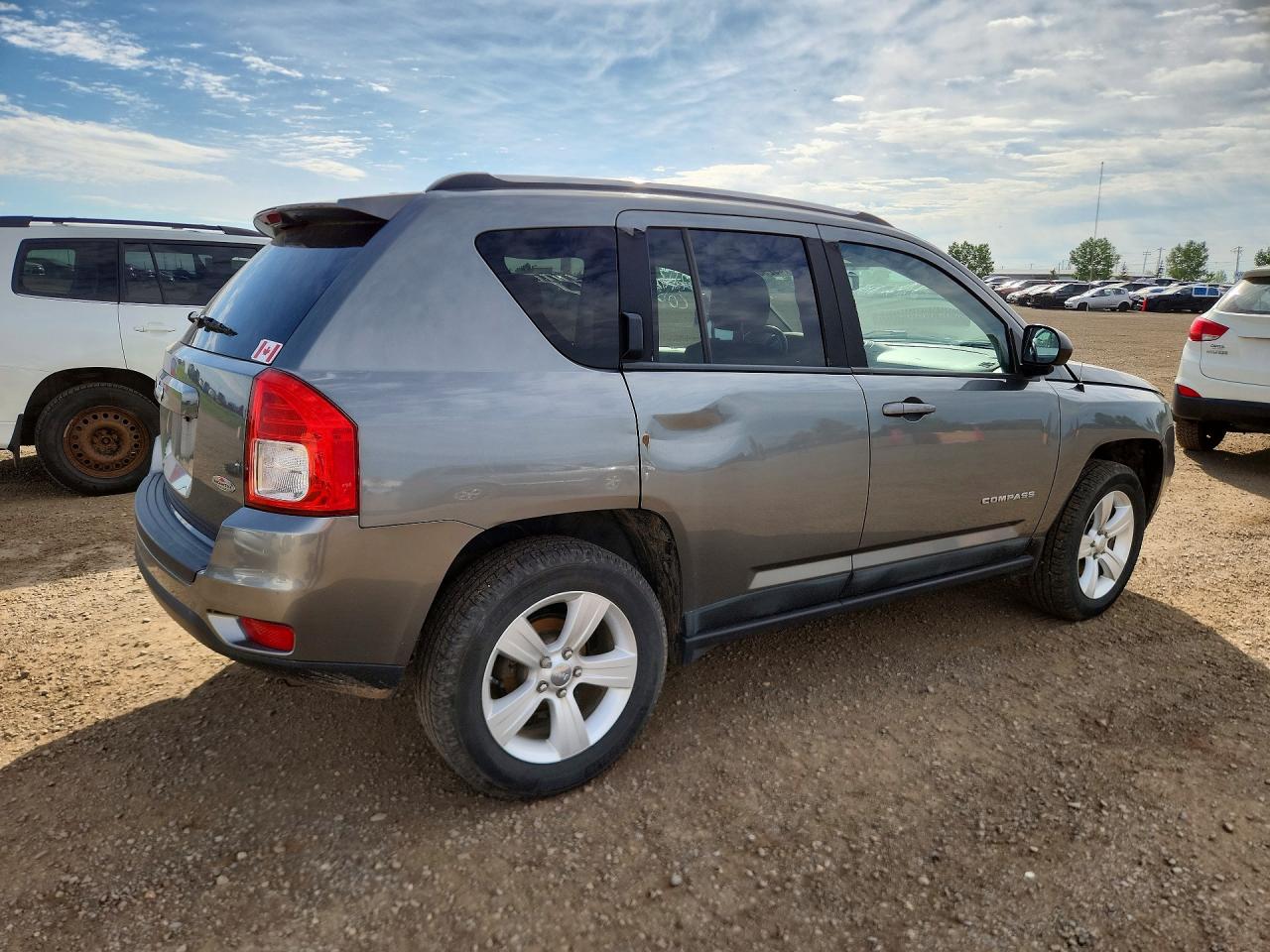 2011 Jeep Compass Gray vin: 1J4NF4FB7BD275133