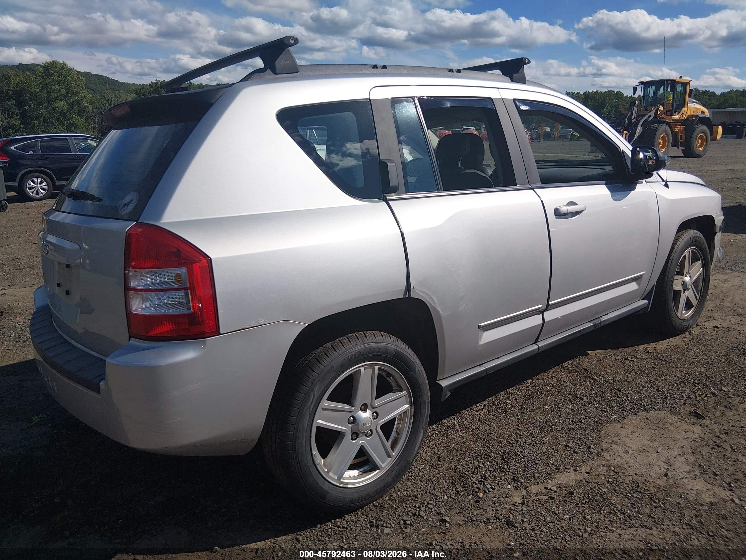 2010 Jeep Compass Sport Silver vin: 1J4NF4FB8AD591512